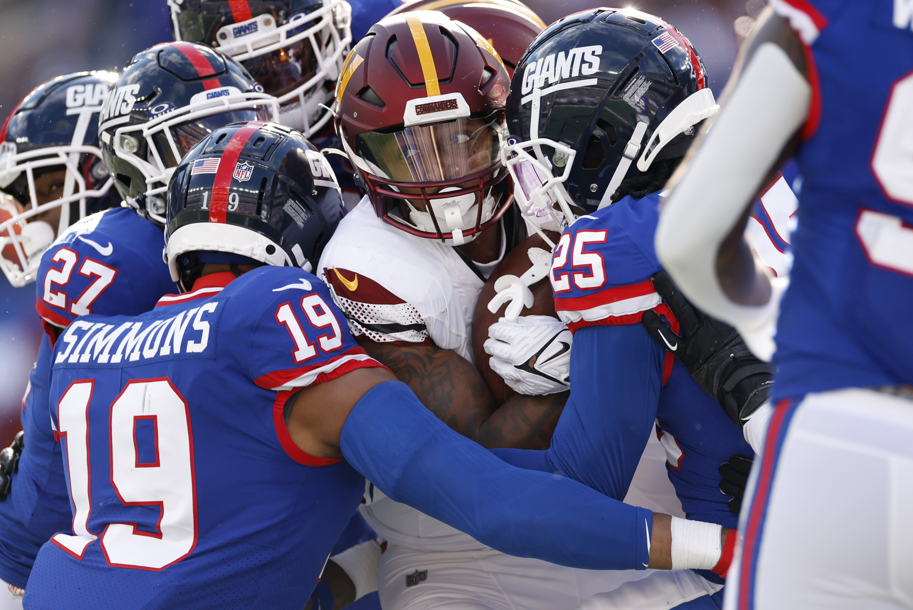 The Commanders' season is slipping away after a loss to the Giants