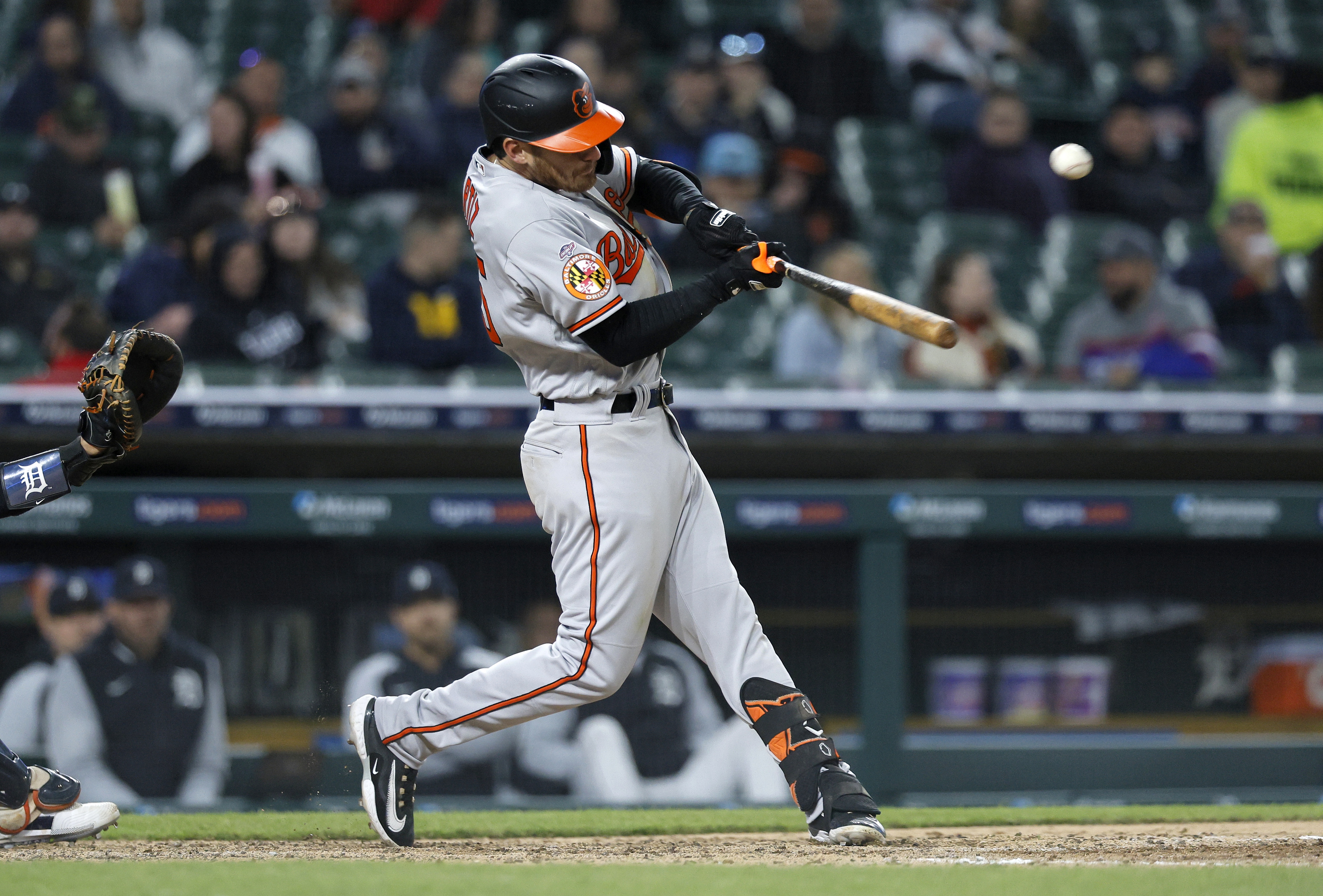 Orioles score five in the seventh, come back to beat Tigers 7-4