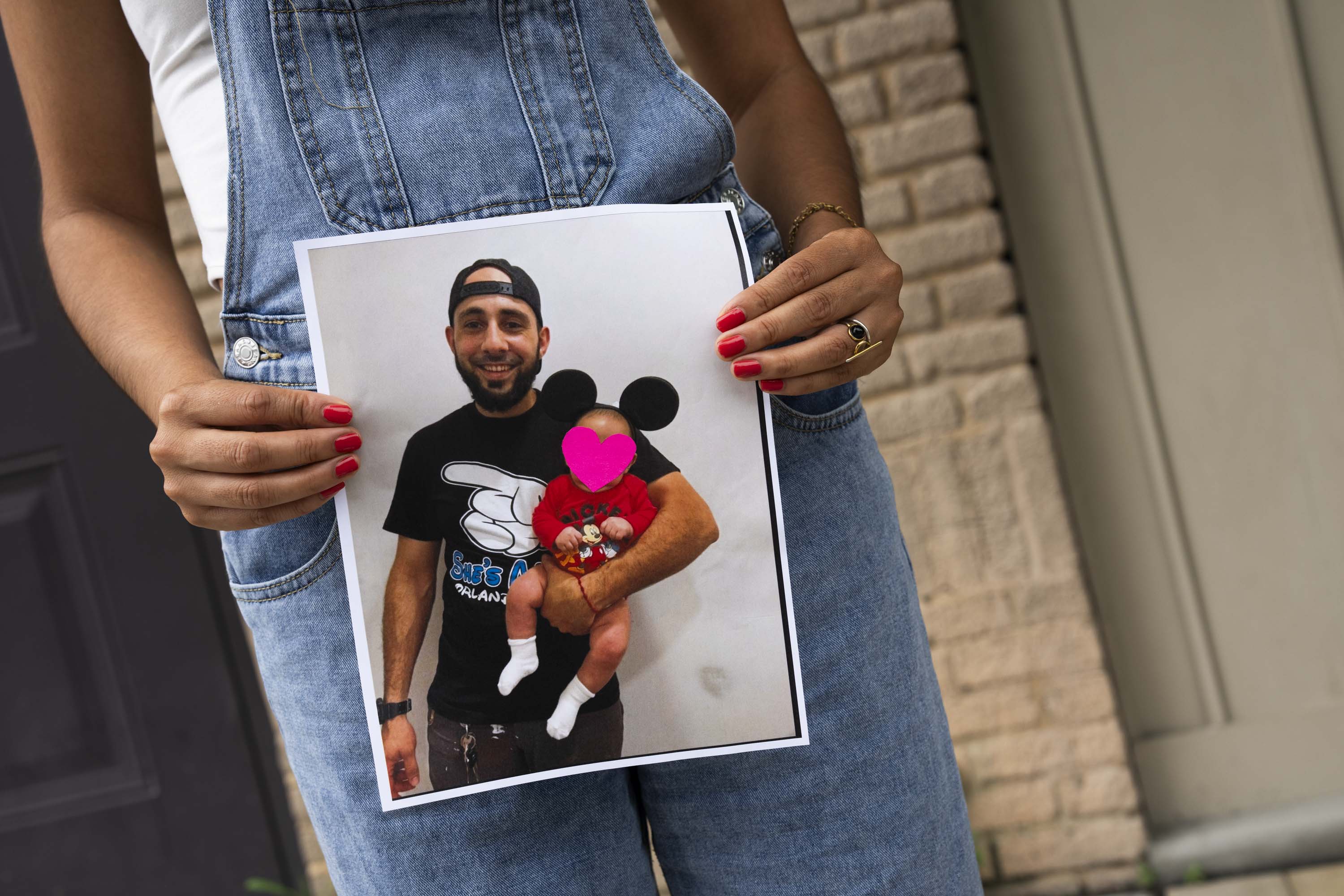 Man shot by ICE on Christmas Eve in Glen Burnie freed after nearly 9 months in detention