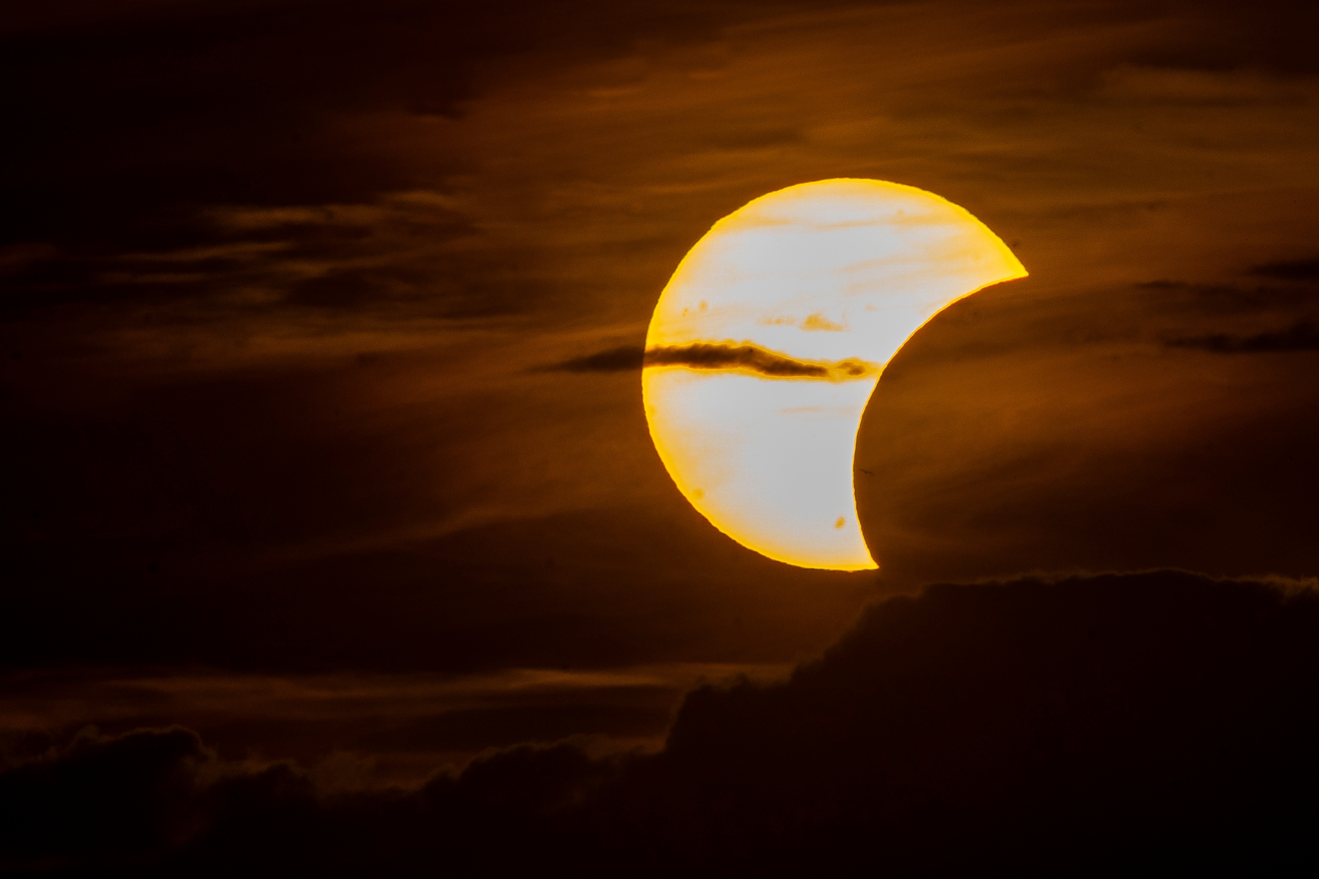 How to catch Thursday's partial lunar eclipse
