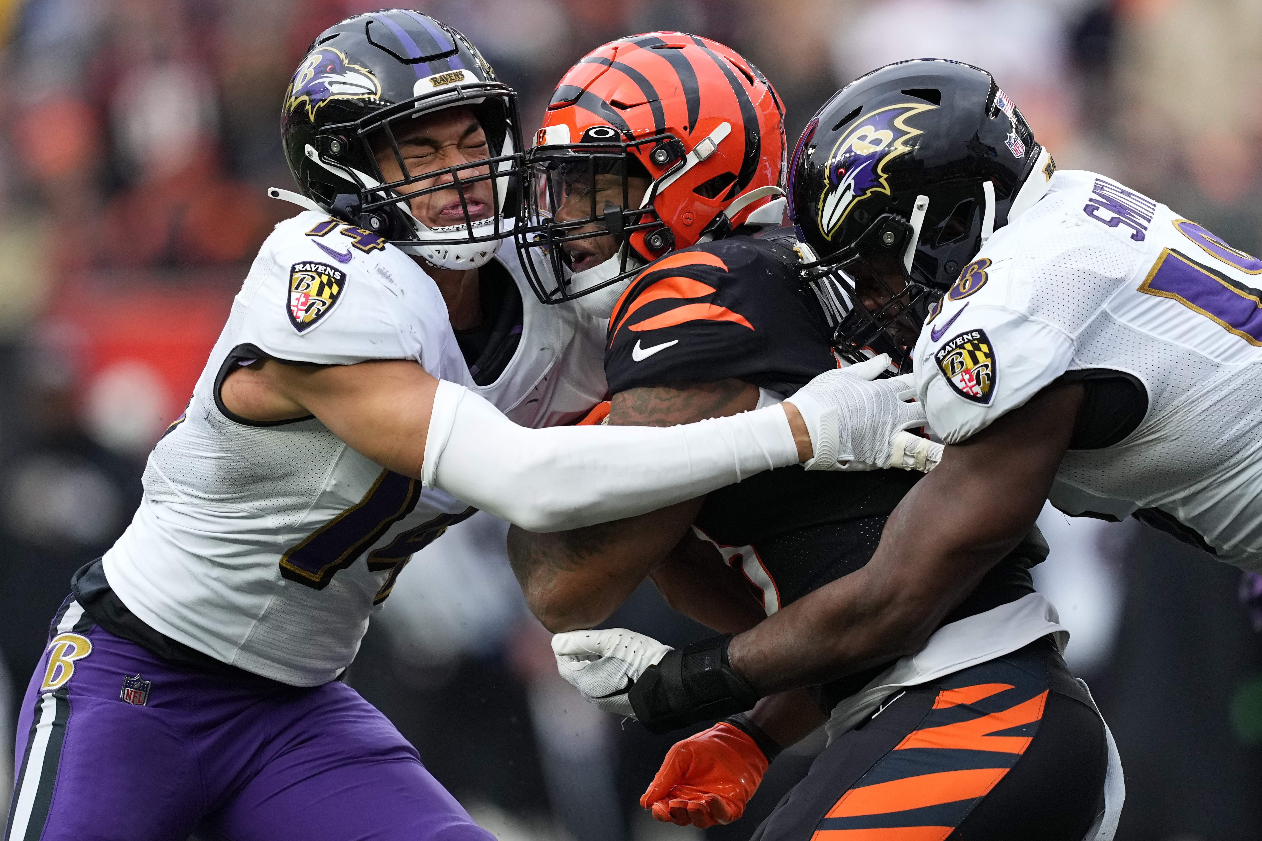 Ravens rookie LB David Ojabo remains unsigned, holding out of