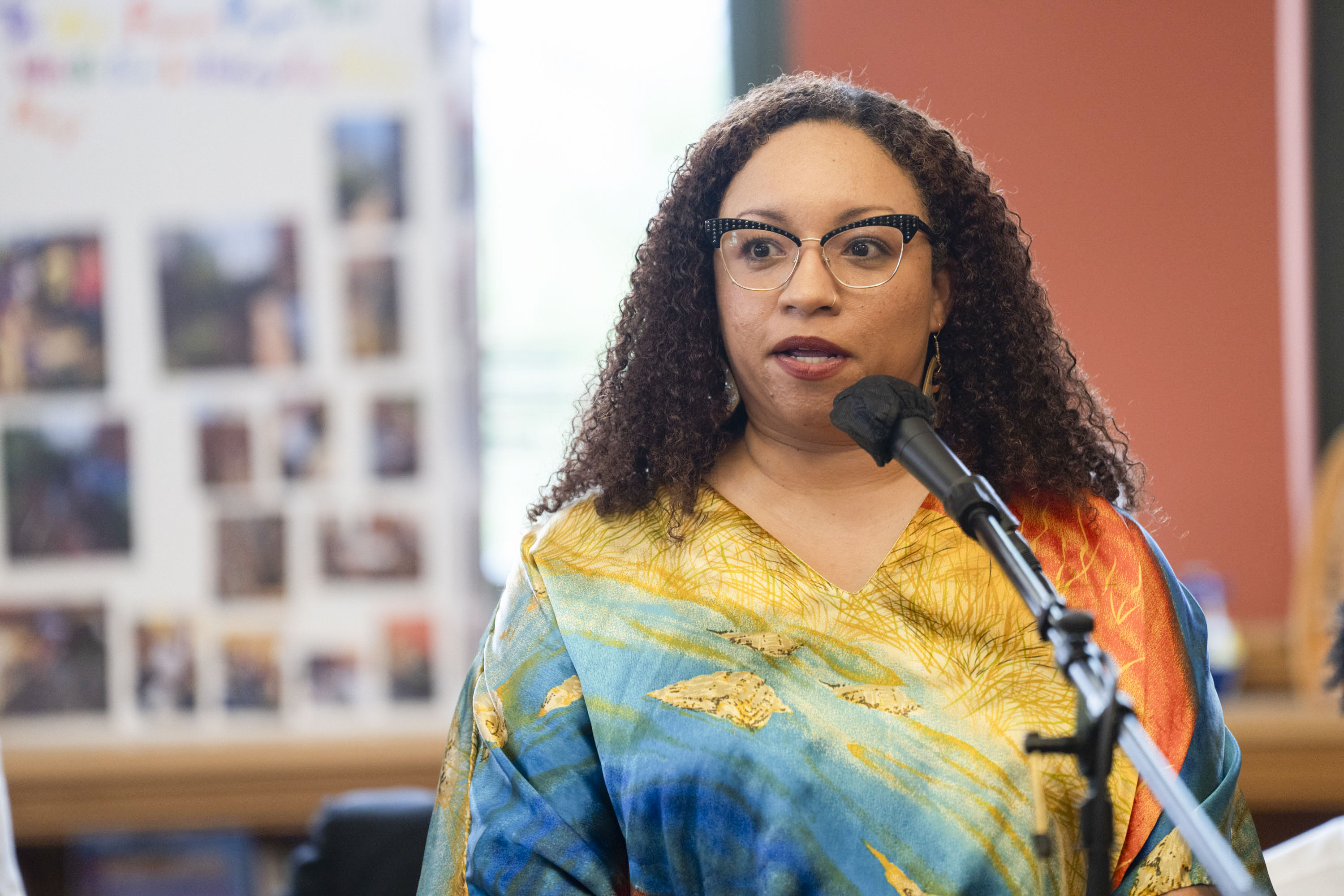 Incumbents Esposito, Kenyatta-Bey take early lead in Baltimore City school board race