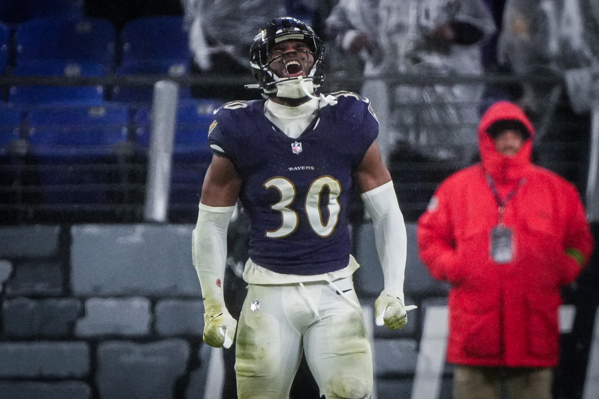 Ravens linebacker Trenton Simpson gets first opportunity, puts on a show -  The Baltimore Banner