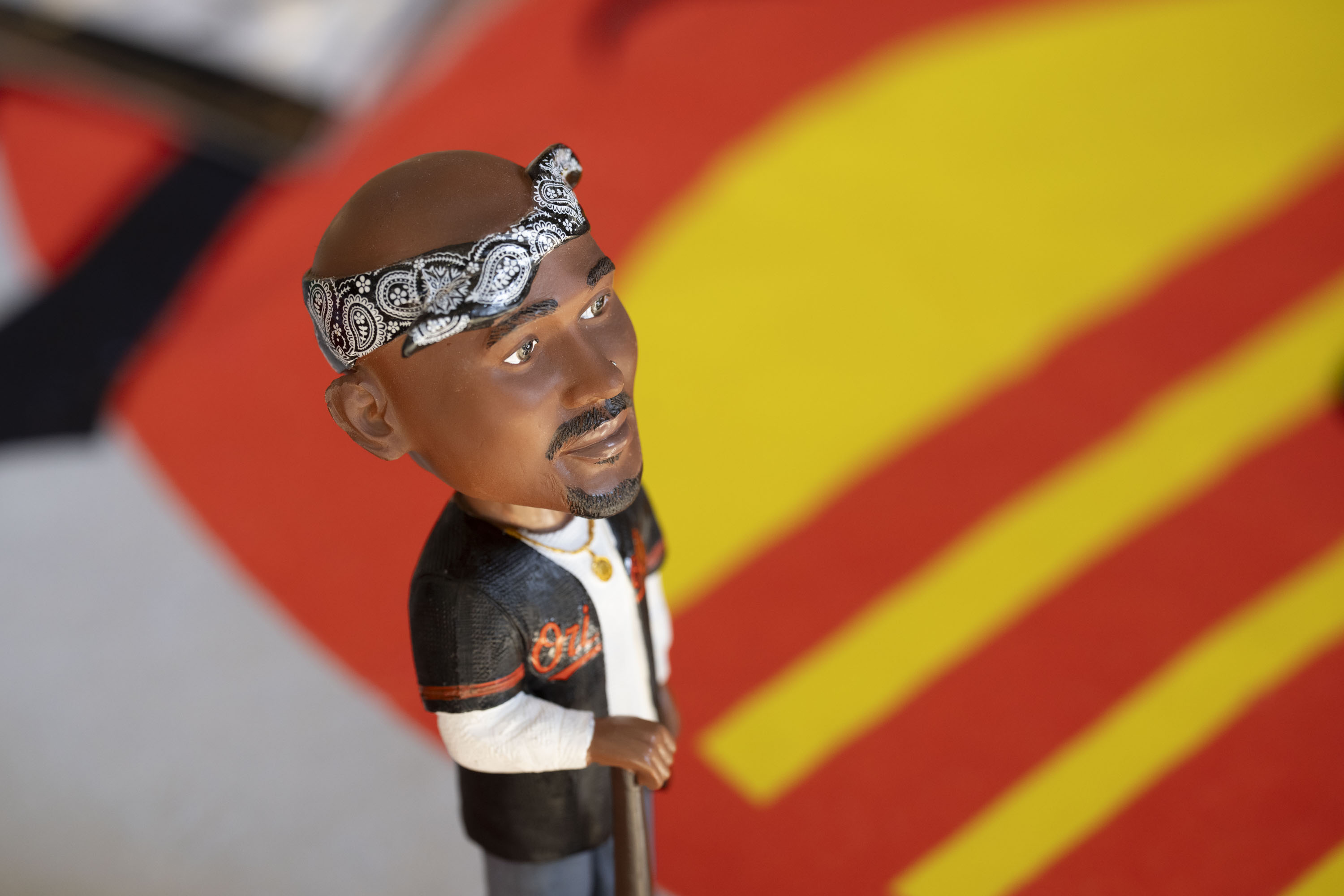 ぴ*ん様 Tupac× Baltimore Orioles 記念ボブルヘッド Orioles' Tupac bobbleheads were free. Now they're listed for