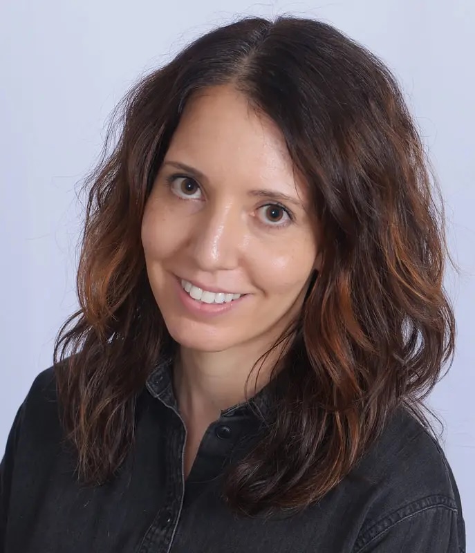  Maeve Dunigan Author Portrait