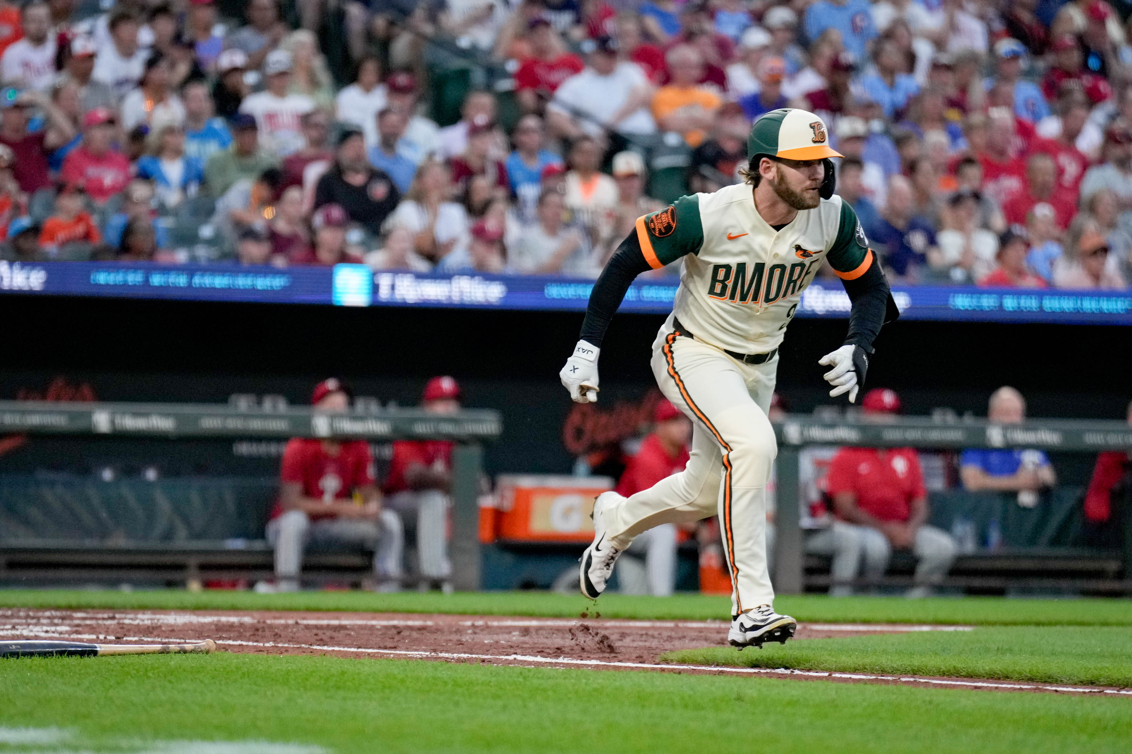 Orioles trade Taylor Ward to Mariners