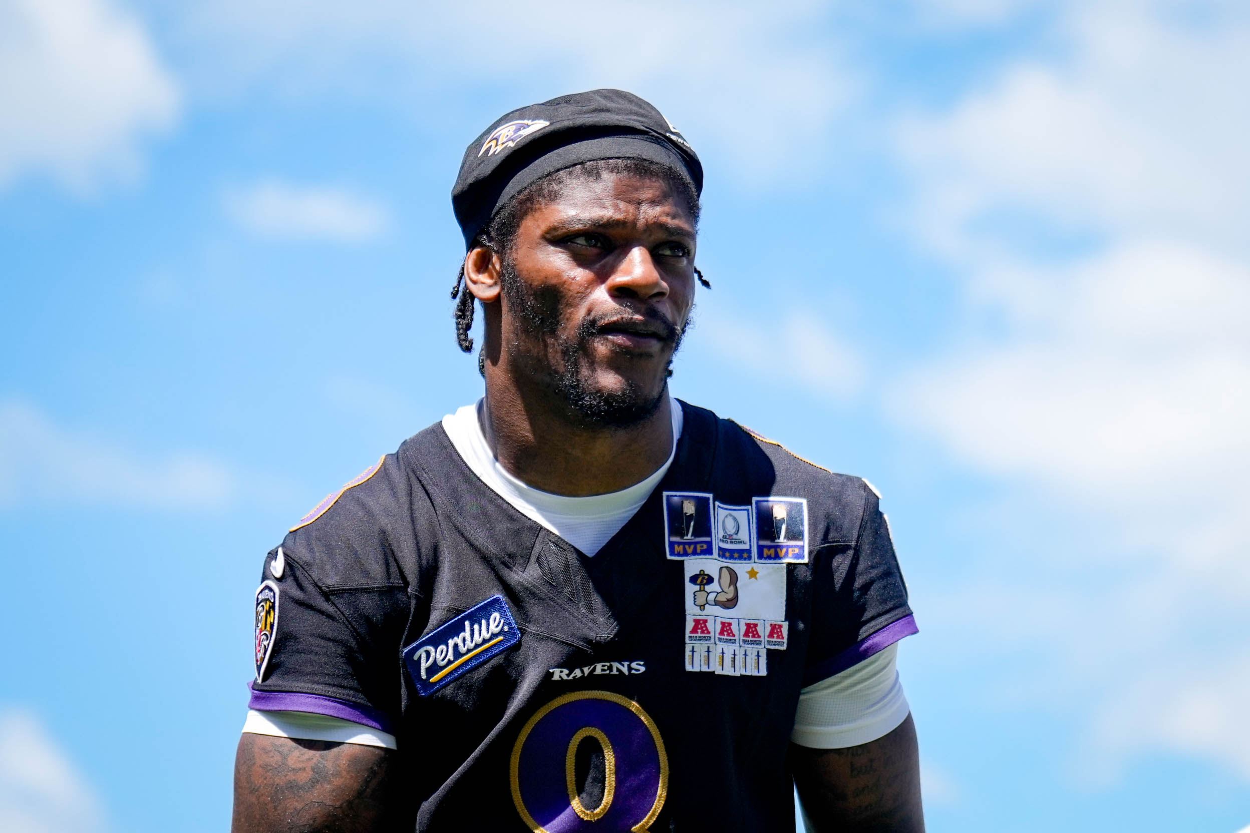 Ravens observations: Defense strikes back in frustrating day for Lamar Jackson, offense