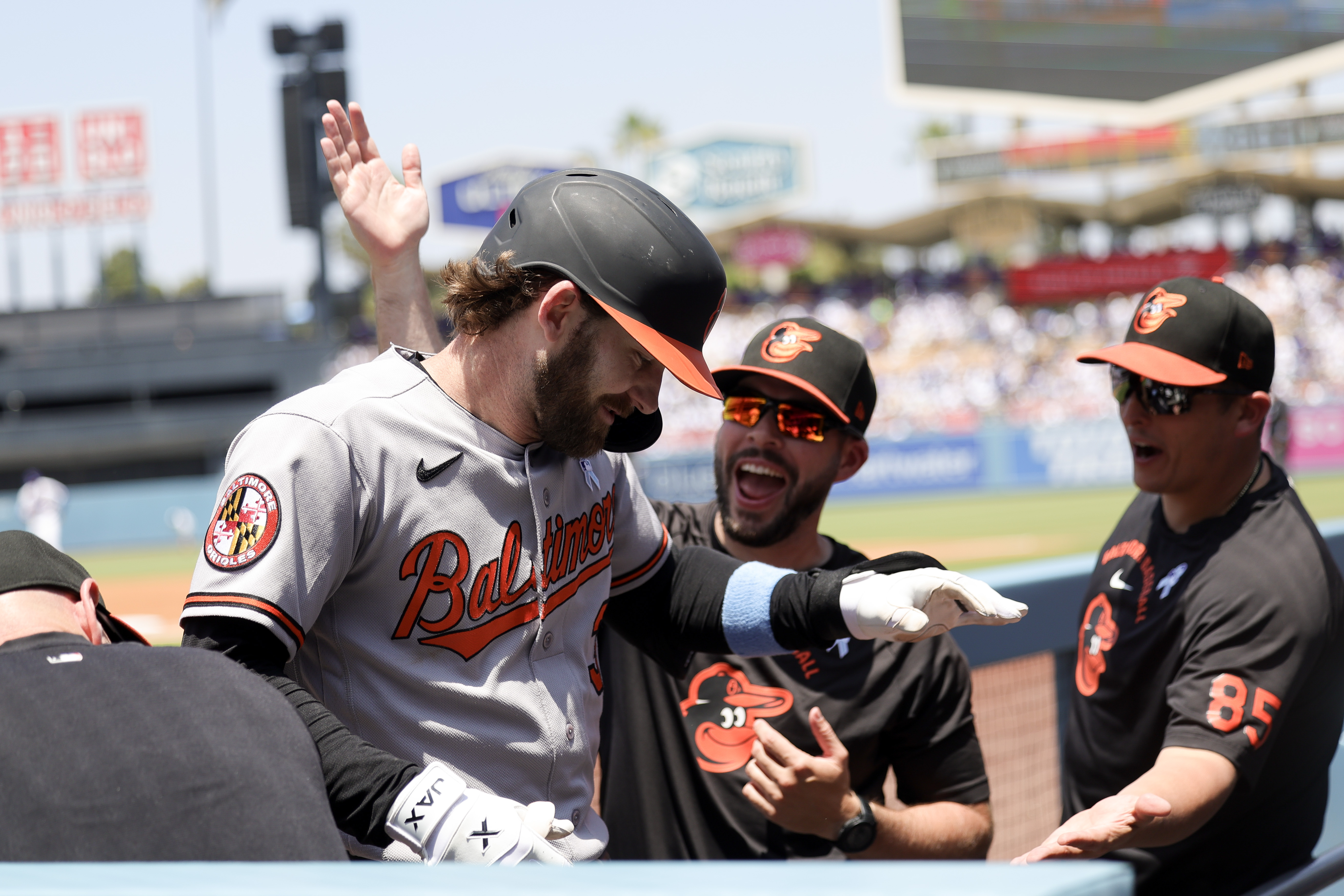 Orioles give a glimpse of what they can do in 12-1 win over Dodgers