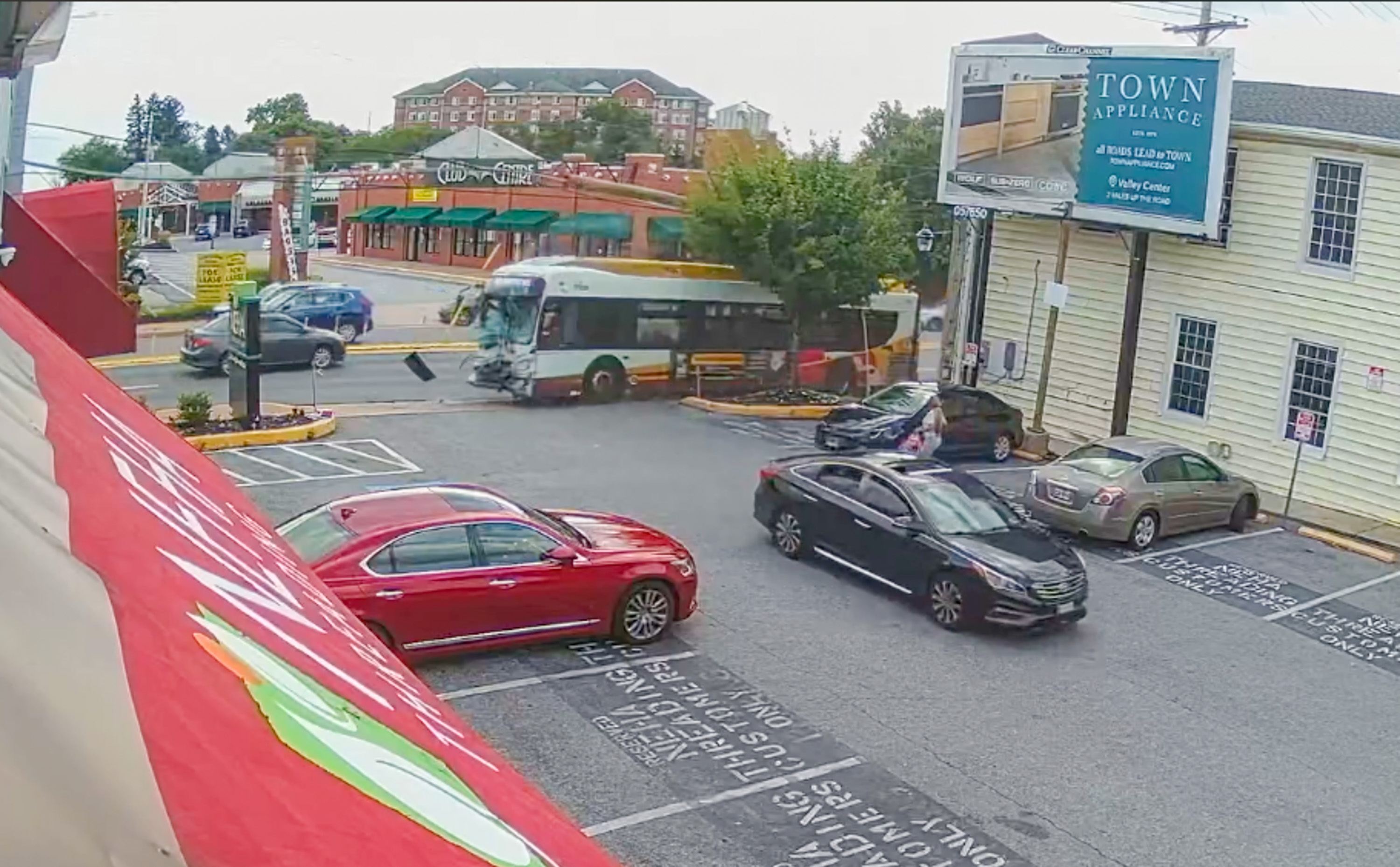 Videos show chaotic moments before MTA bus slams into Pikesville building, injuring dozens