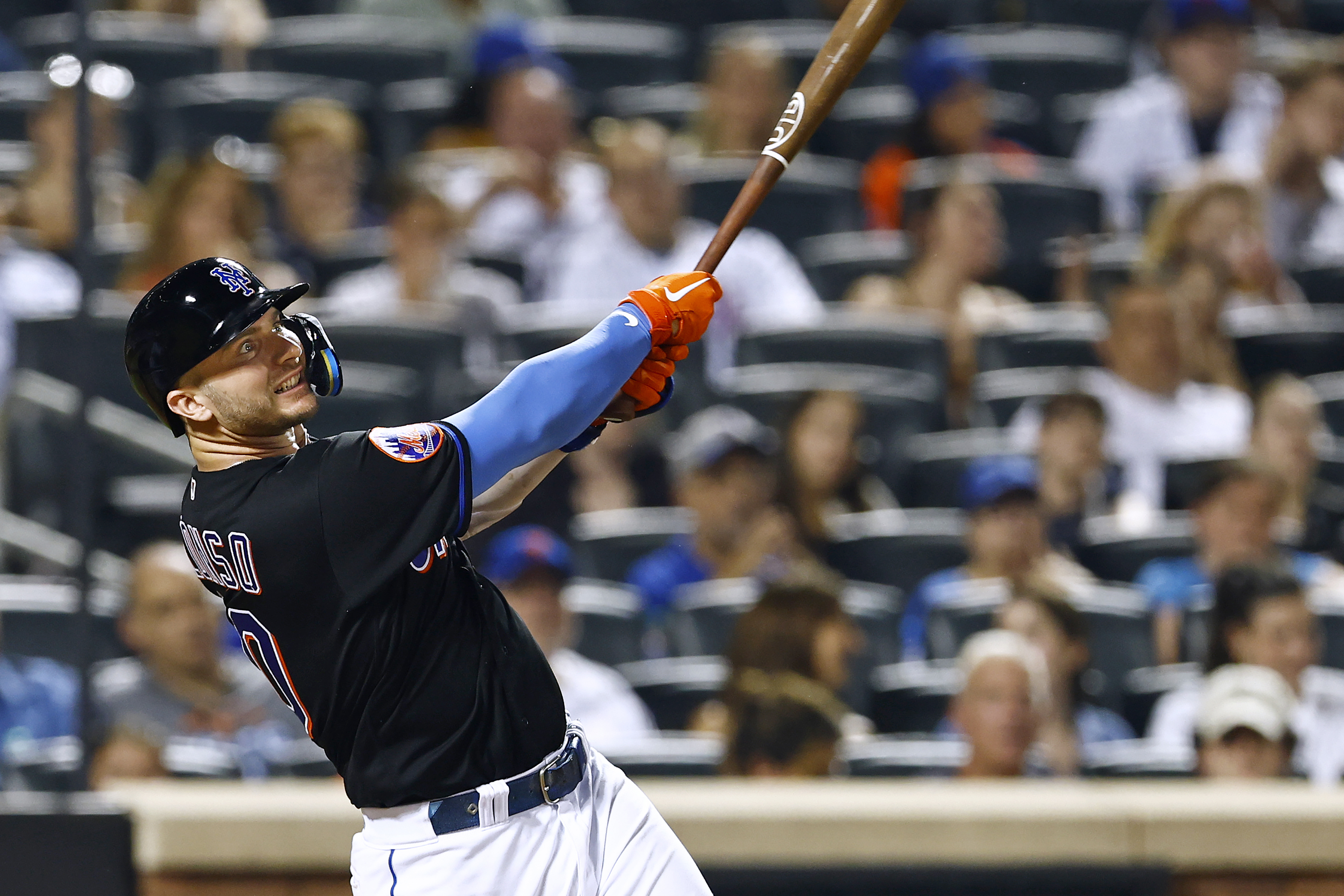 Pete Alonso homers twice to help the Mets beat the Nationals 5-1