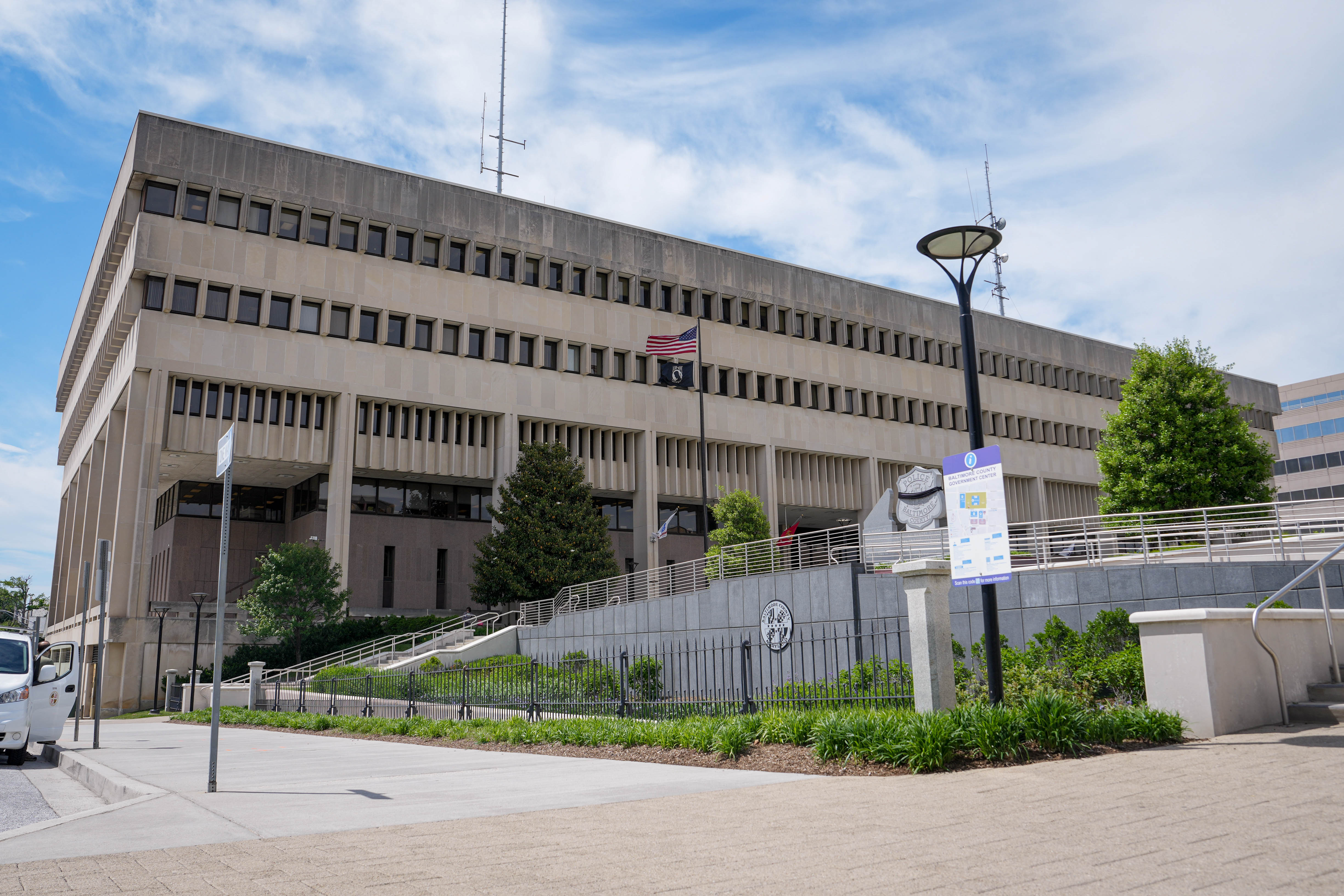 Baltimore County judge won't throw out murder case over warrantless cellphone search