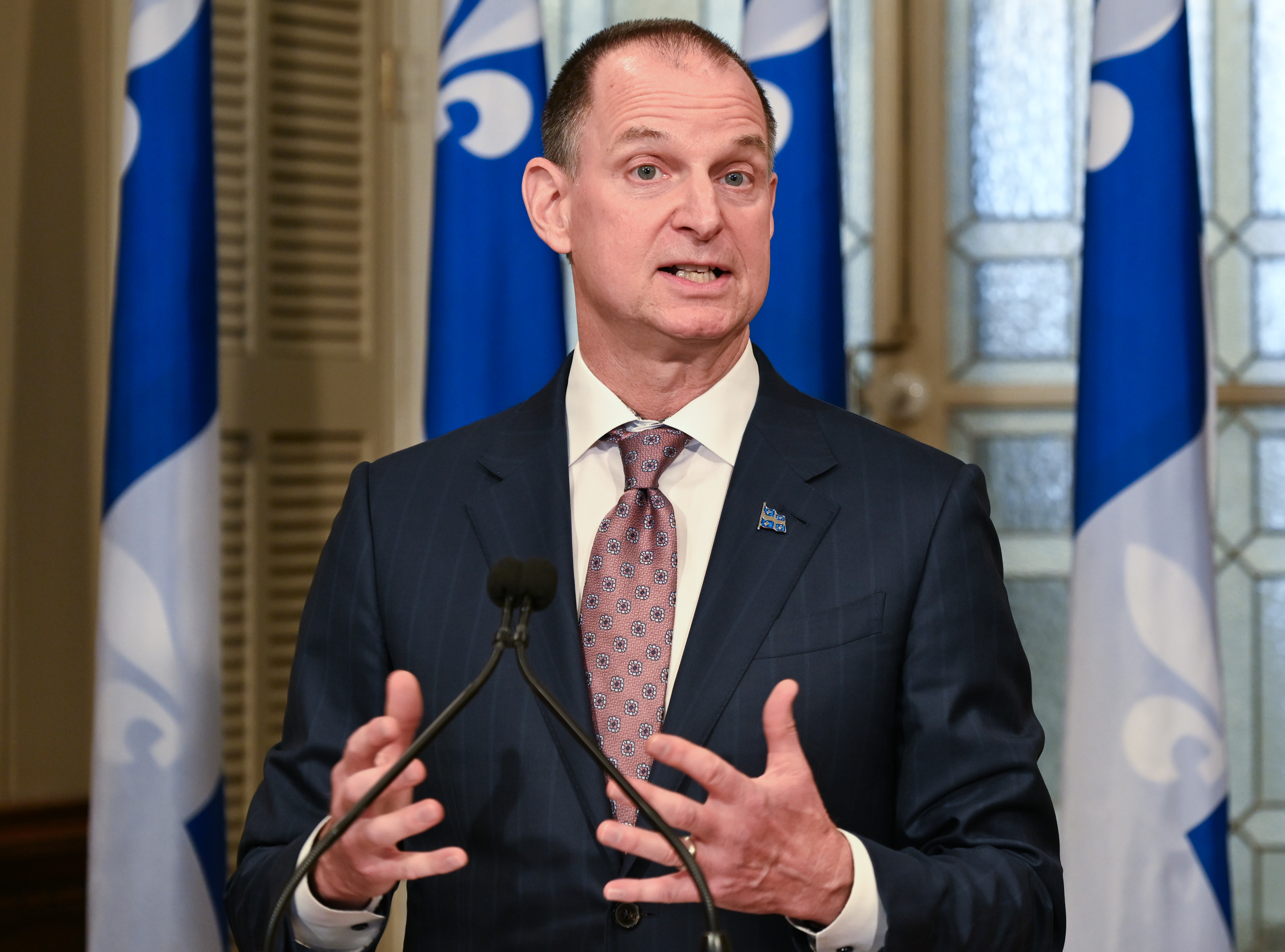 Quebec courts foreign investors at summit to finance major projects