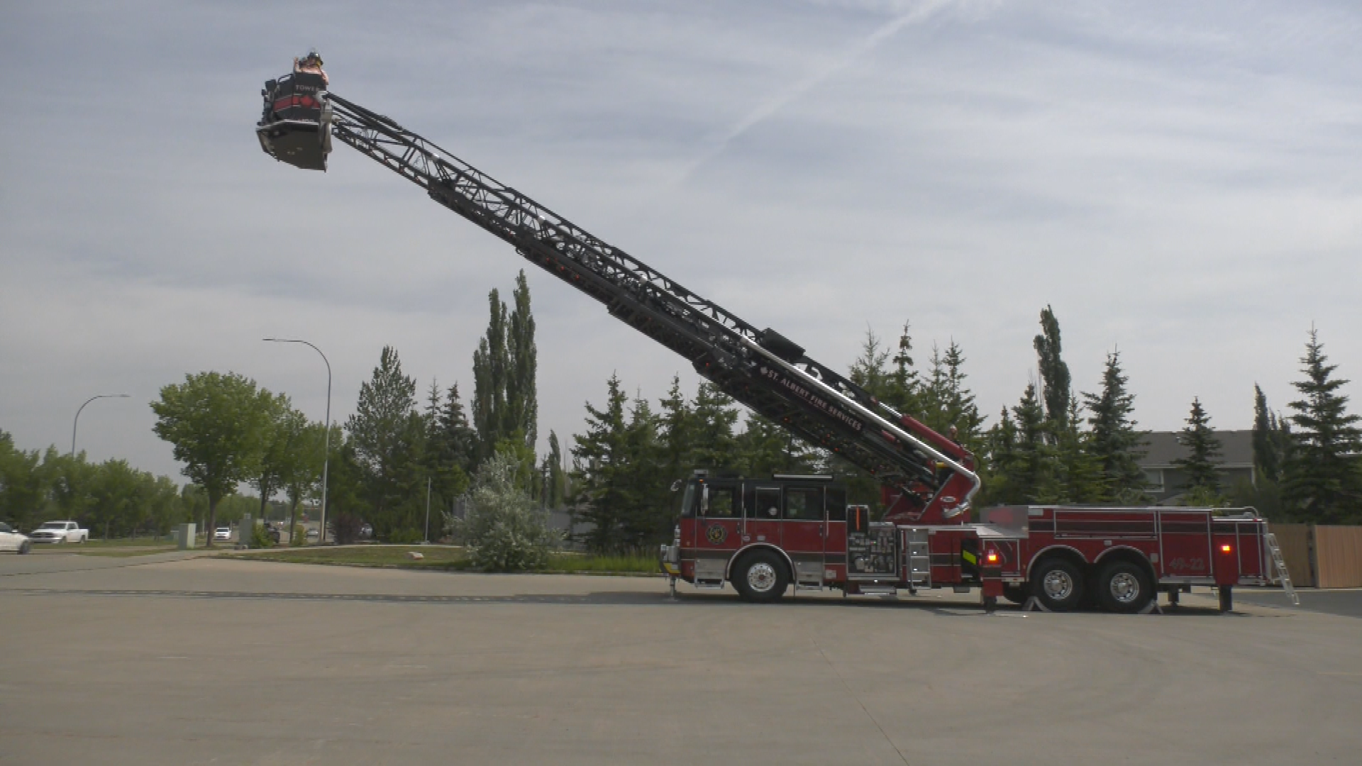 New St. Albert tower fire truck to be responding to calls by fall 