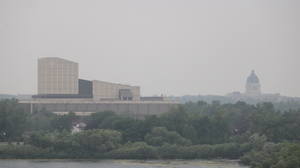 Southern Sask. sets smoke hours record as wildfires continue to burn