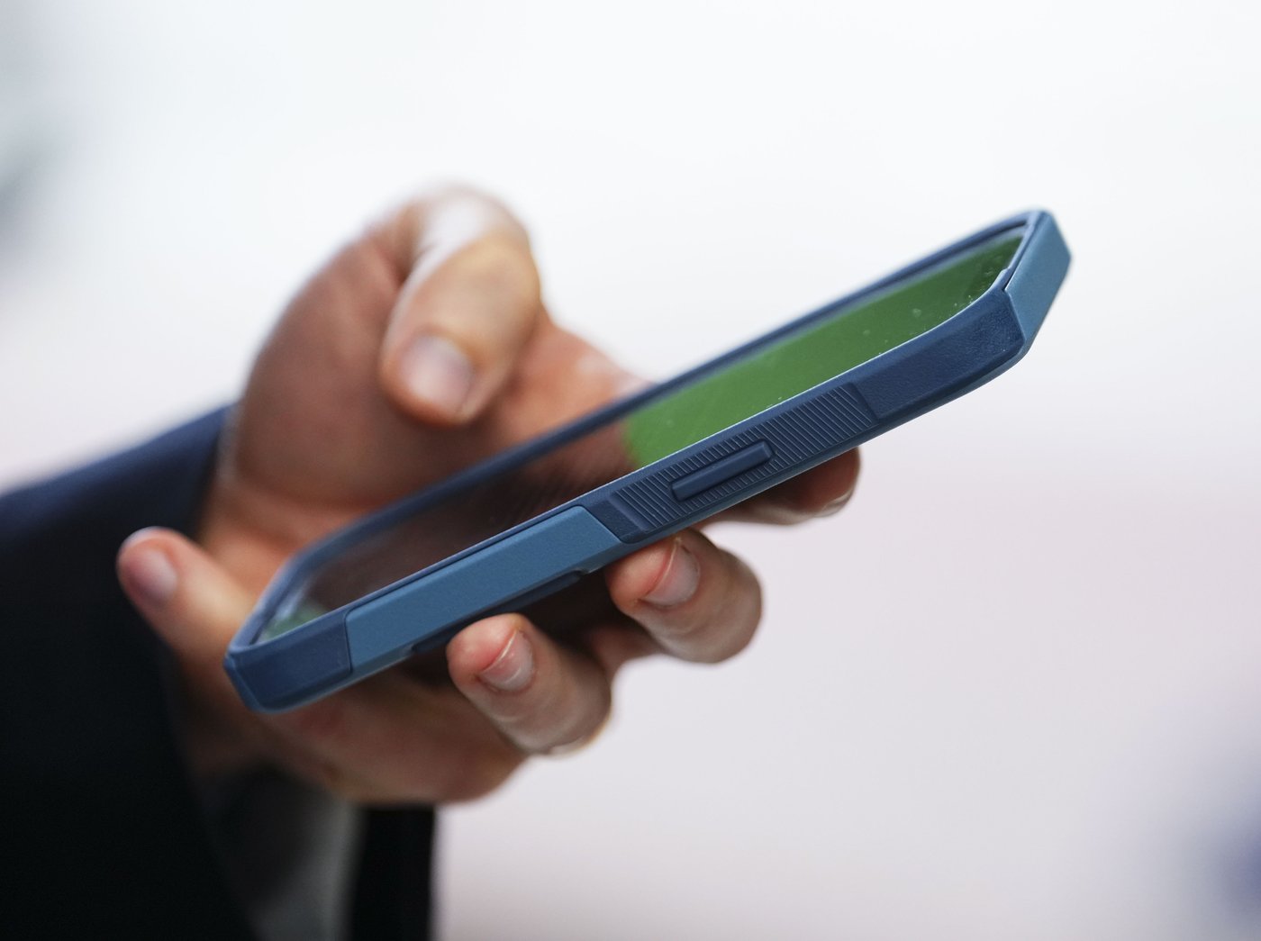 From travel passes to eSims, here's how you can avoid high roaming fees on vacation