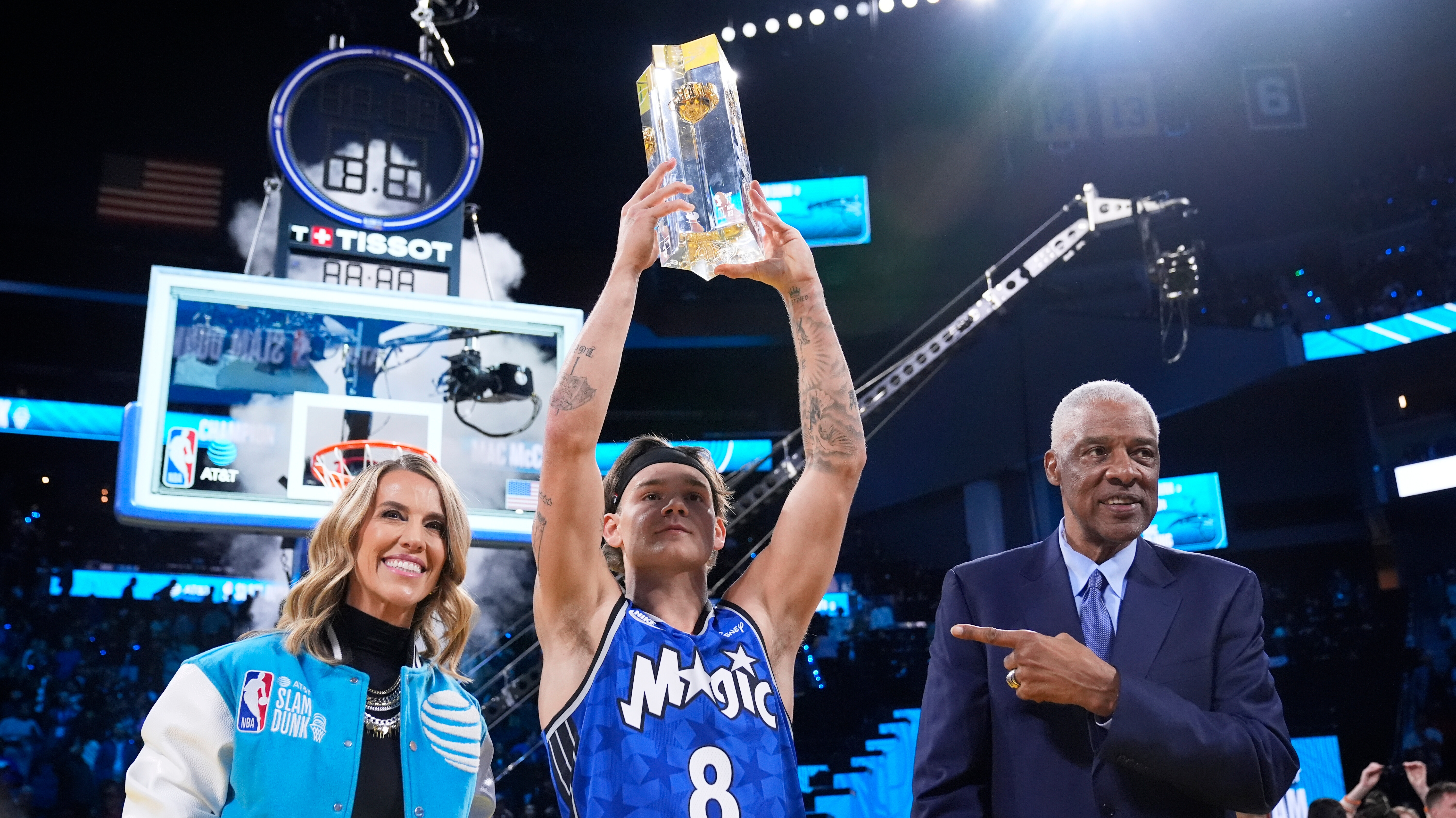 Mac McClung complete three-peat in NBA's dunk contest