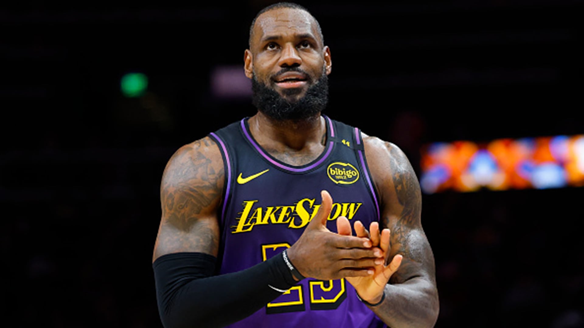LeBron James takes key step toward returning to Los Angeles Lakers
