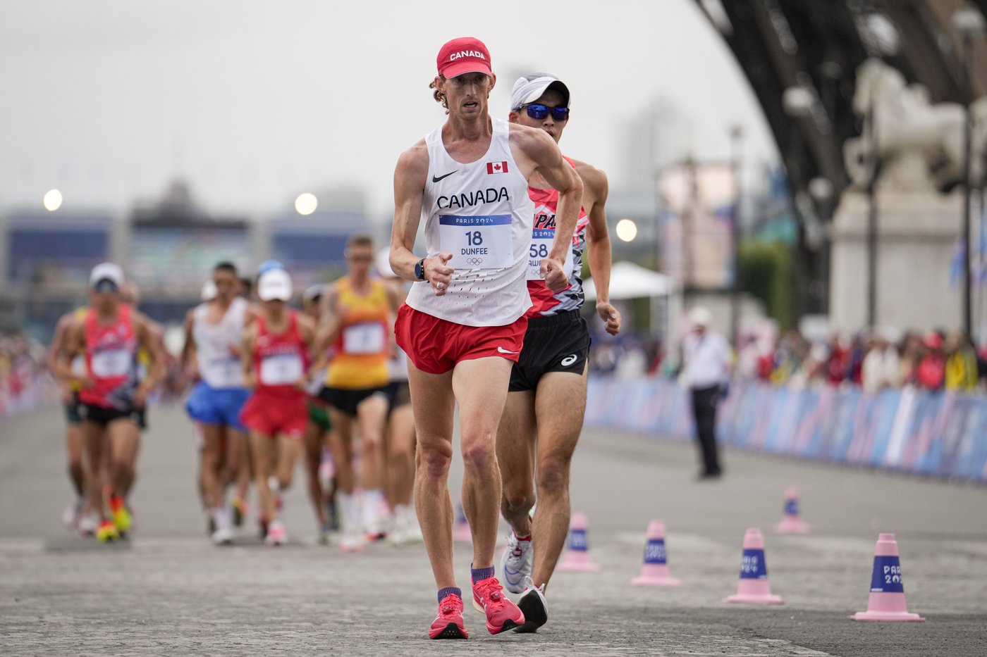 B.C.’s Evan Dunfee sets world record in 35-kilometre race walk