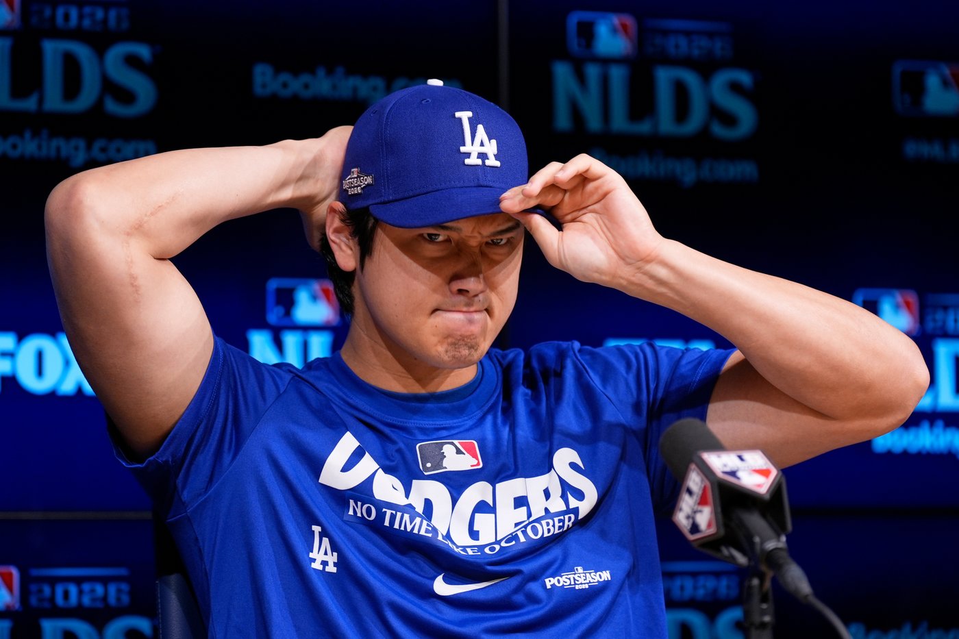 Hernández hits tiebreaking home run leading off ninth to lift Los