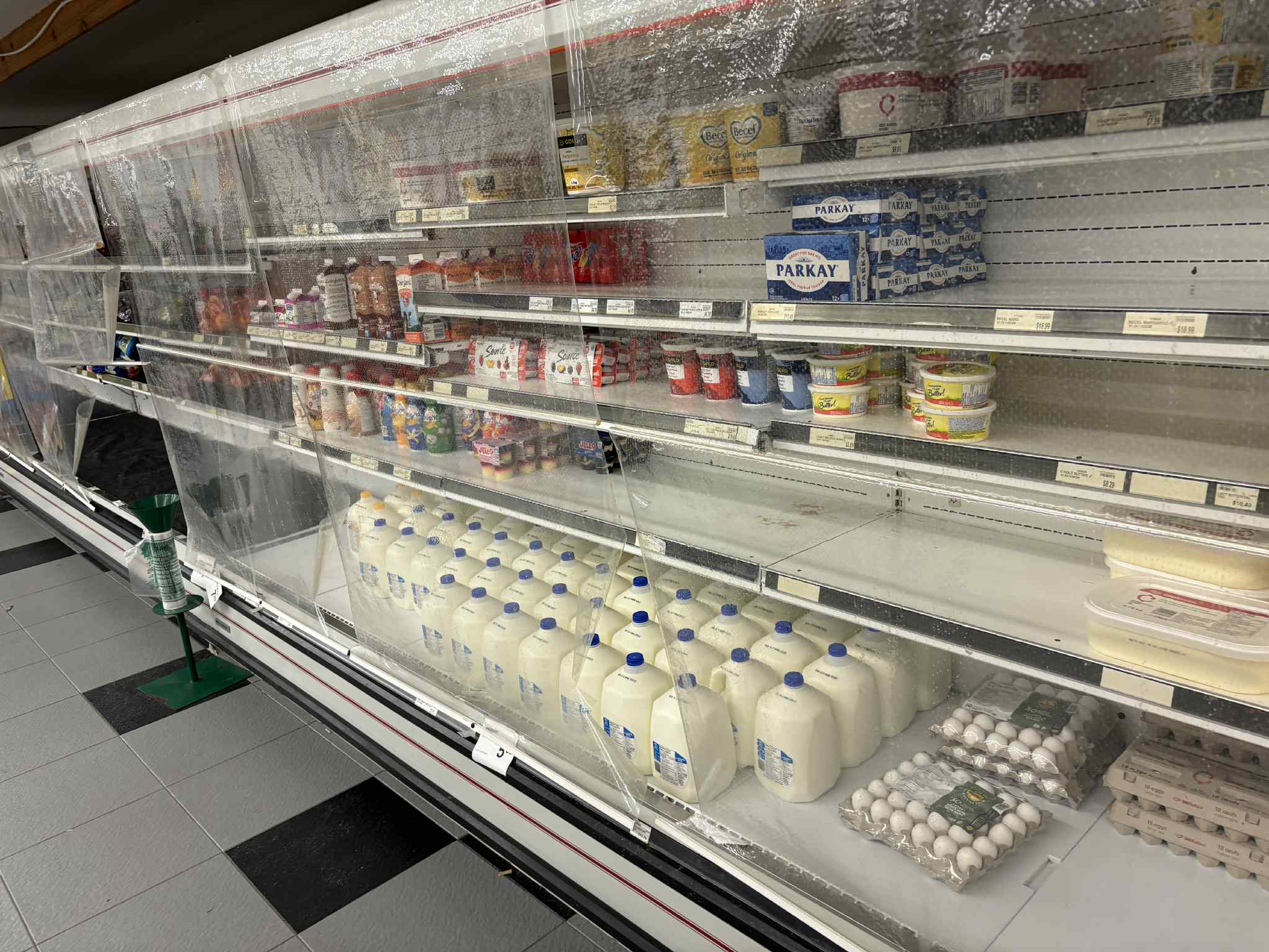 Northern Man. grocer suffers major losses due to wildfires