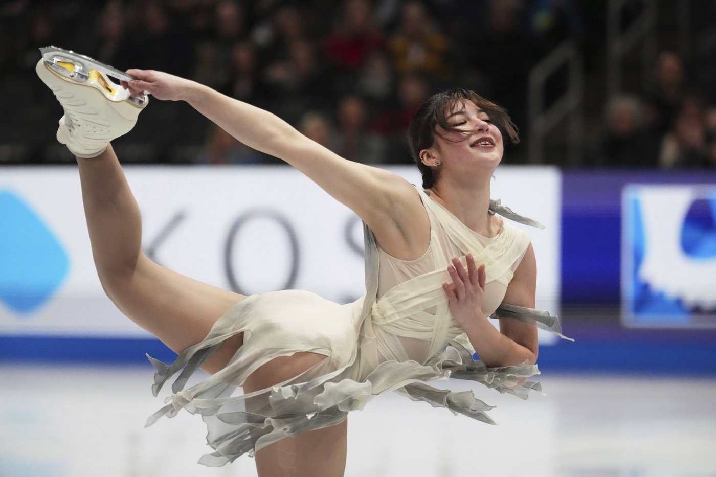 World figure skating championships 2025: Liu takes lead