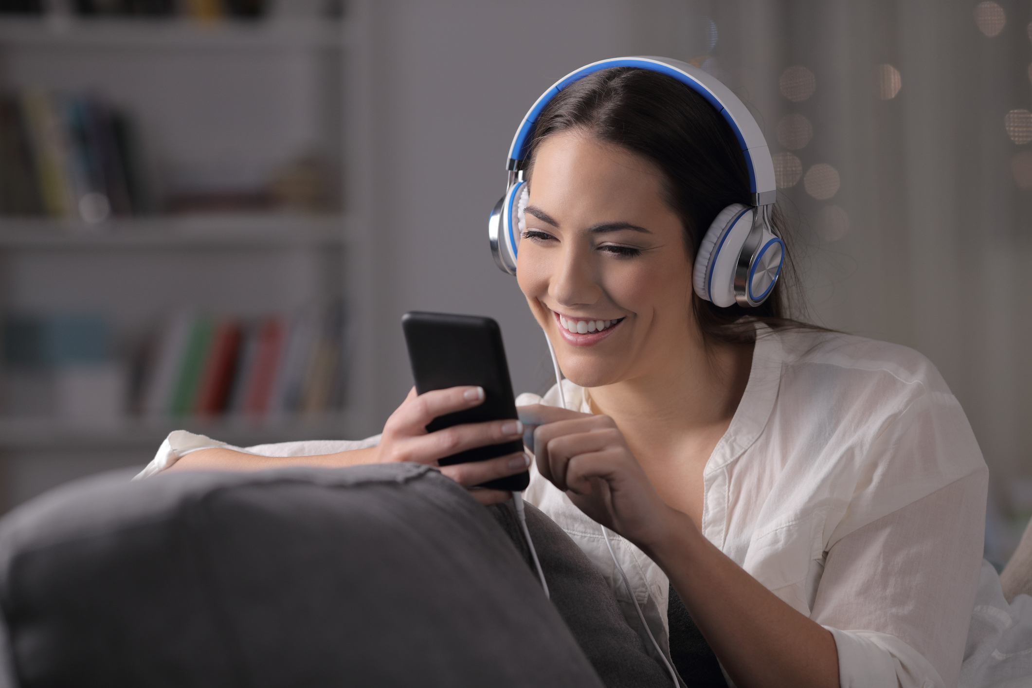 Music industry launches AI-generated content labels