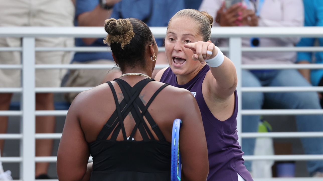 Ostapenko critique le manque de classe de Townsend