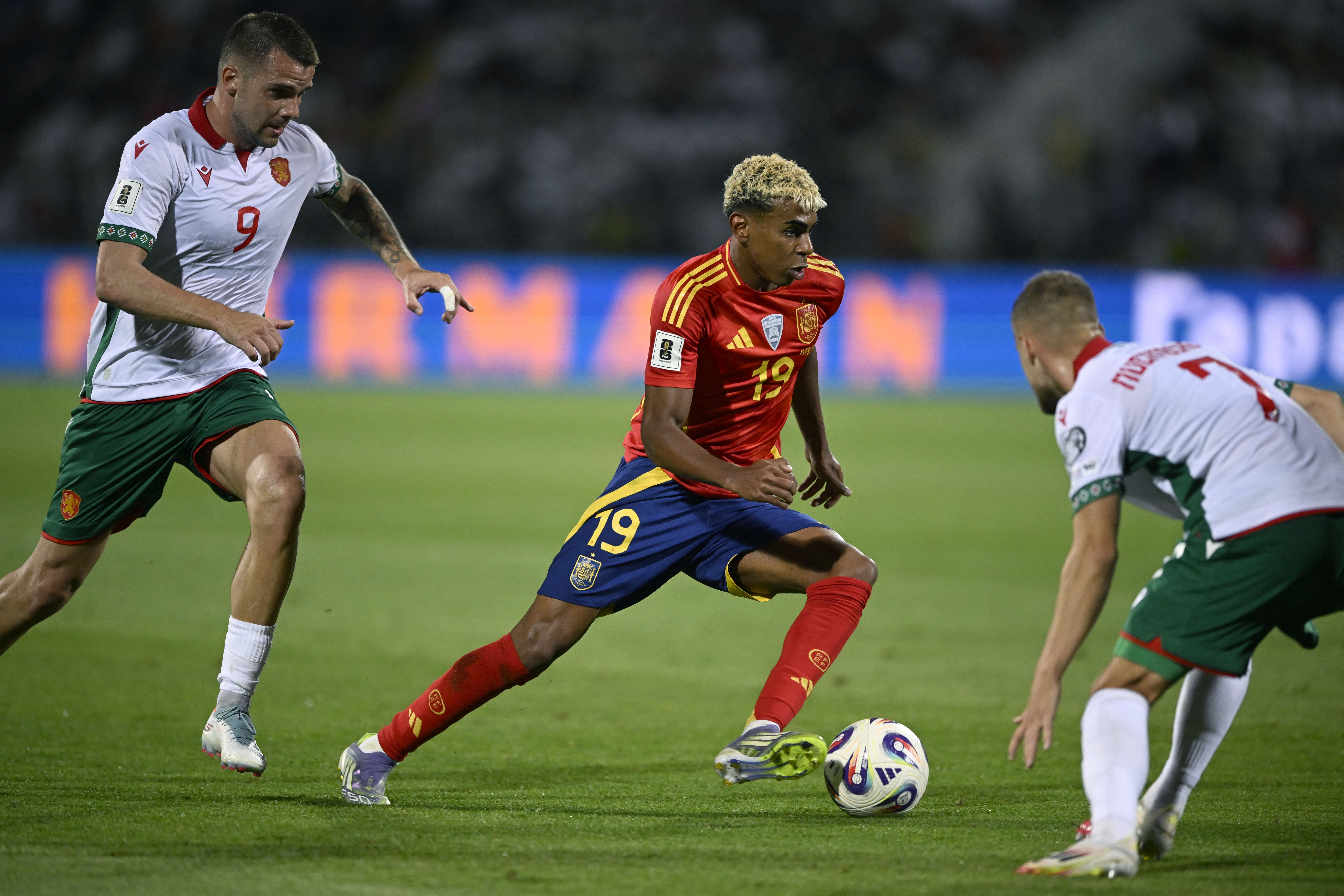 Lamine Yamal 'had what other kids didn't,' says his former Barcelona youth team coach