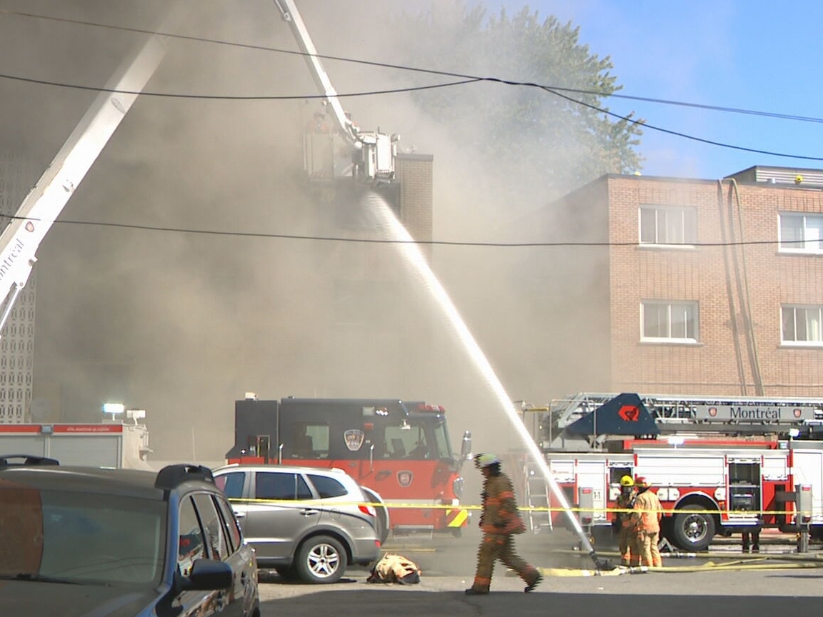 More than 90 firefighters on scene at building fire in Montreal