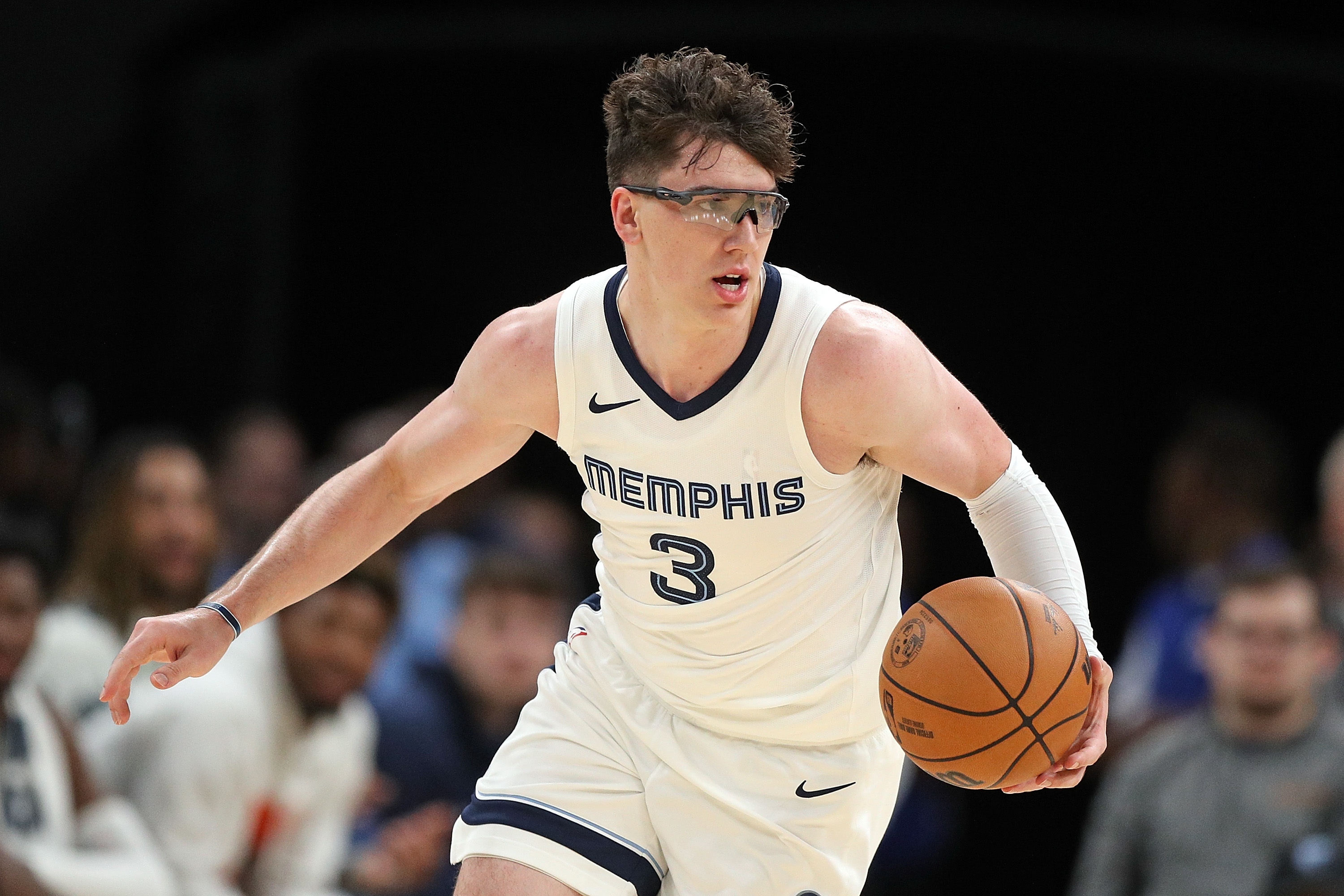 Memphis Grizzlies' injury list grows longer with Jake LaRavia out with injured left eye