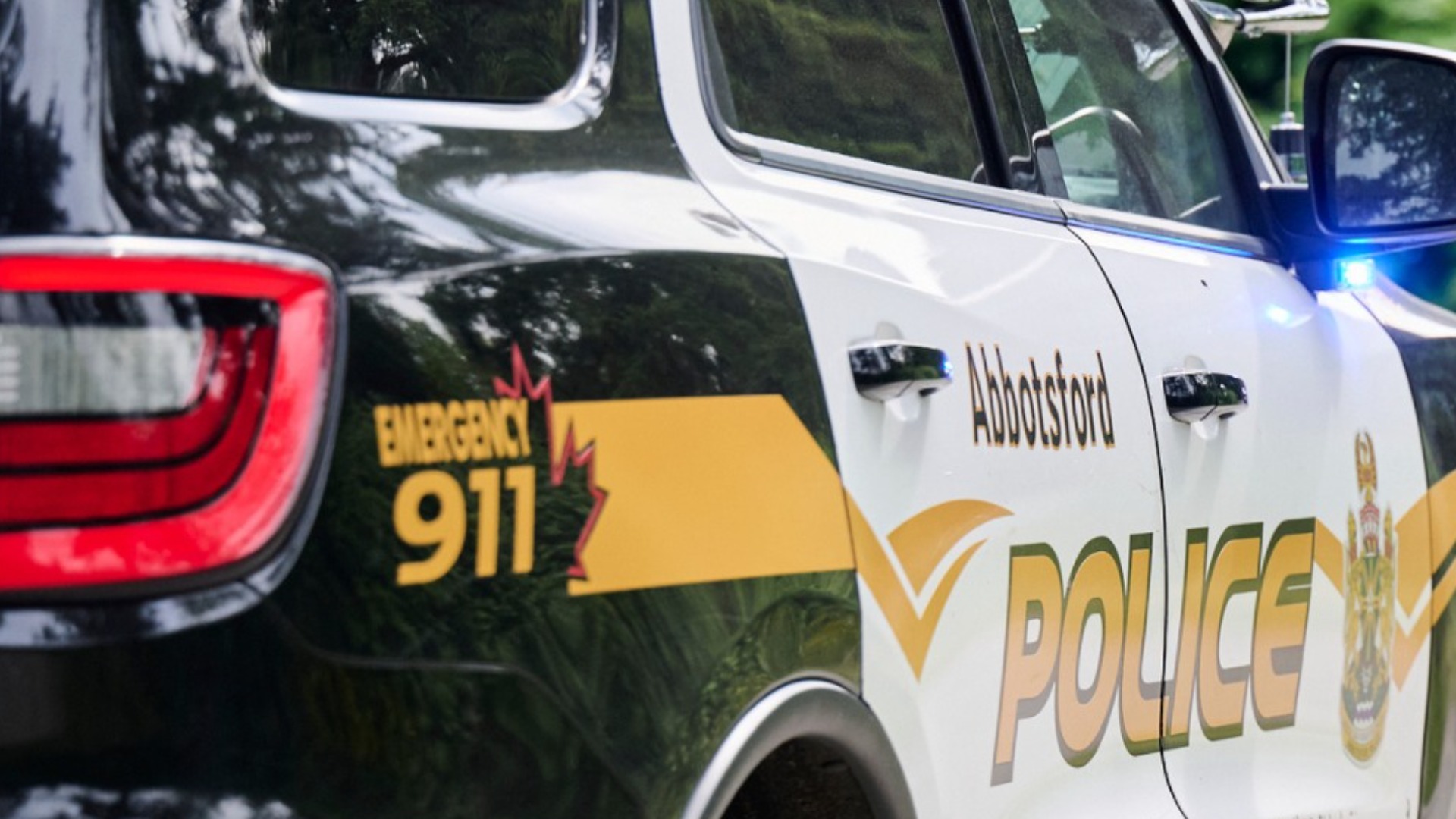 Police seek witnesses after arson, shooting in Abbotsford, B.C. 