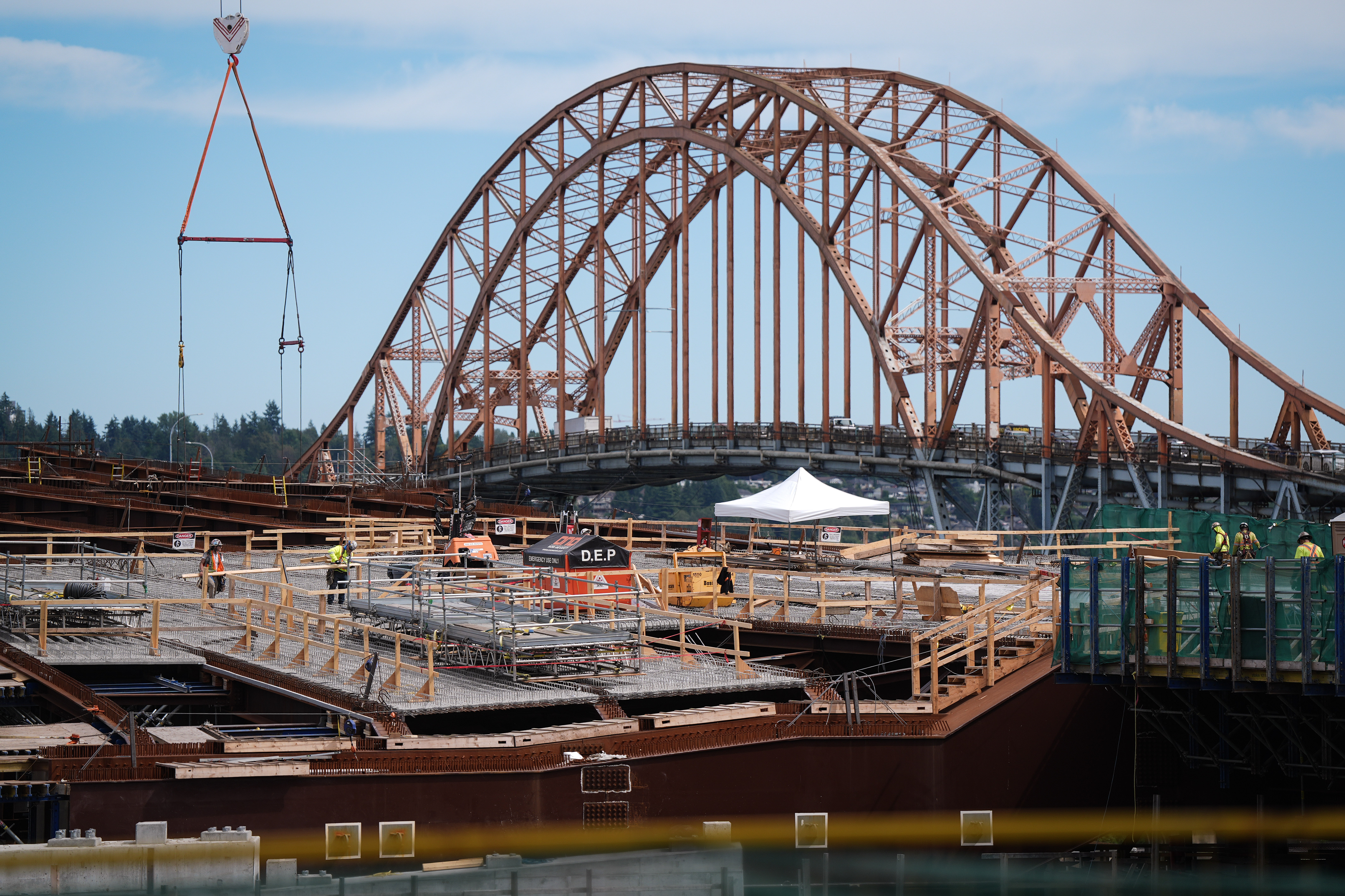 Canadians favour infrastructure projects over regional or Indigenous objections: Nanos
