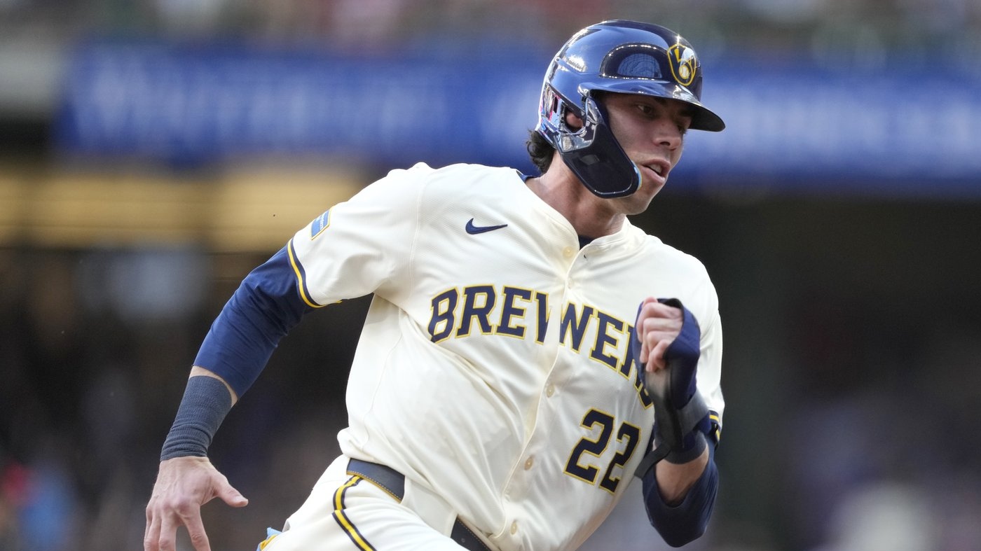 Christian Yelich scratched from Milwaukee Brewers lineup against