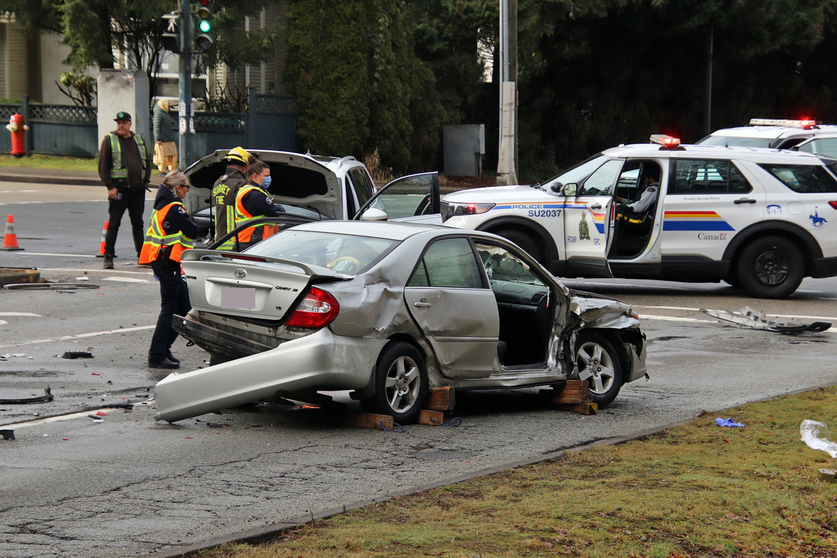 Surrey crash sends 2 to hospital 