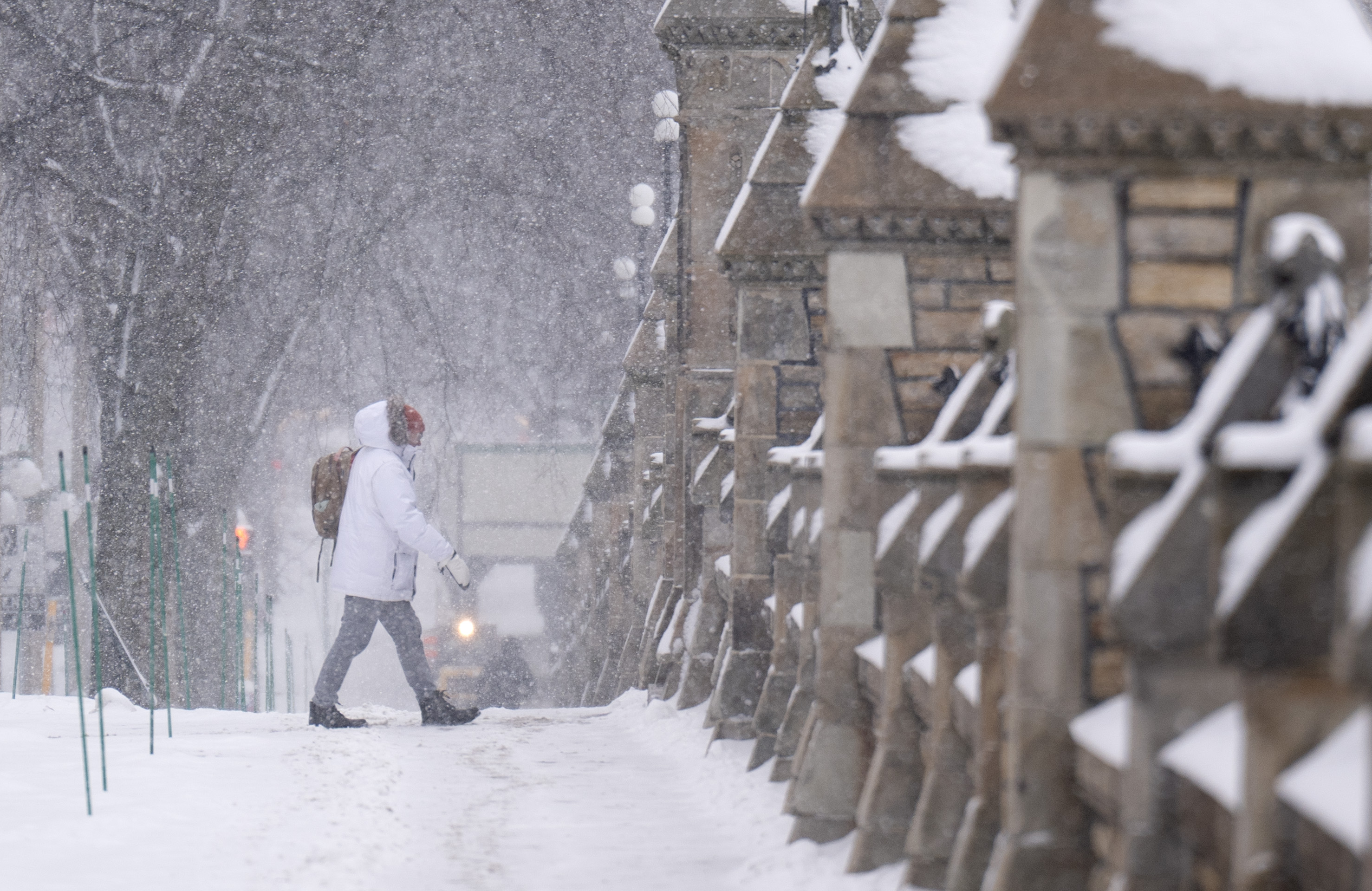 Parts of Canada gear up for frigid temperatures, heavy snow into the weekend