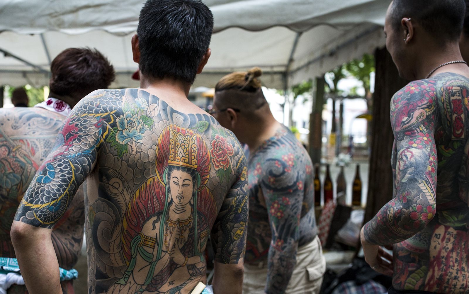 新品★CUT CREATORS & MURO★JAPANESE GANGSTER Yakuza gang laws lead to arrests in Tokyo