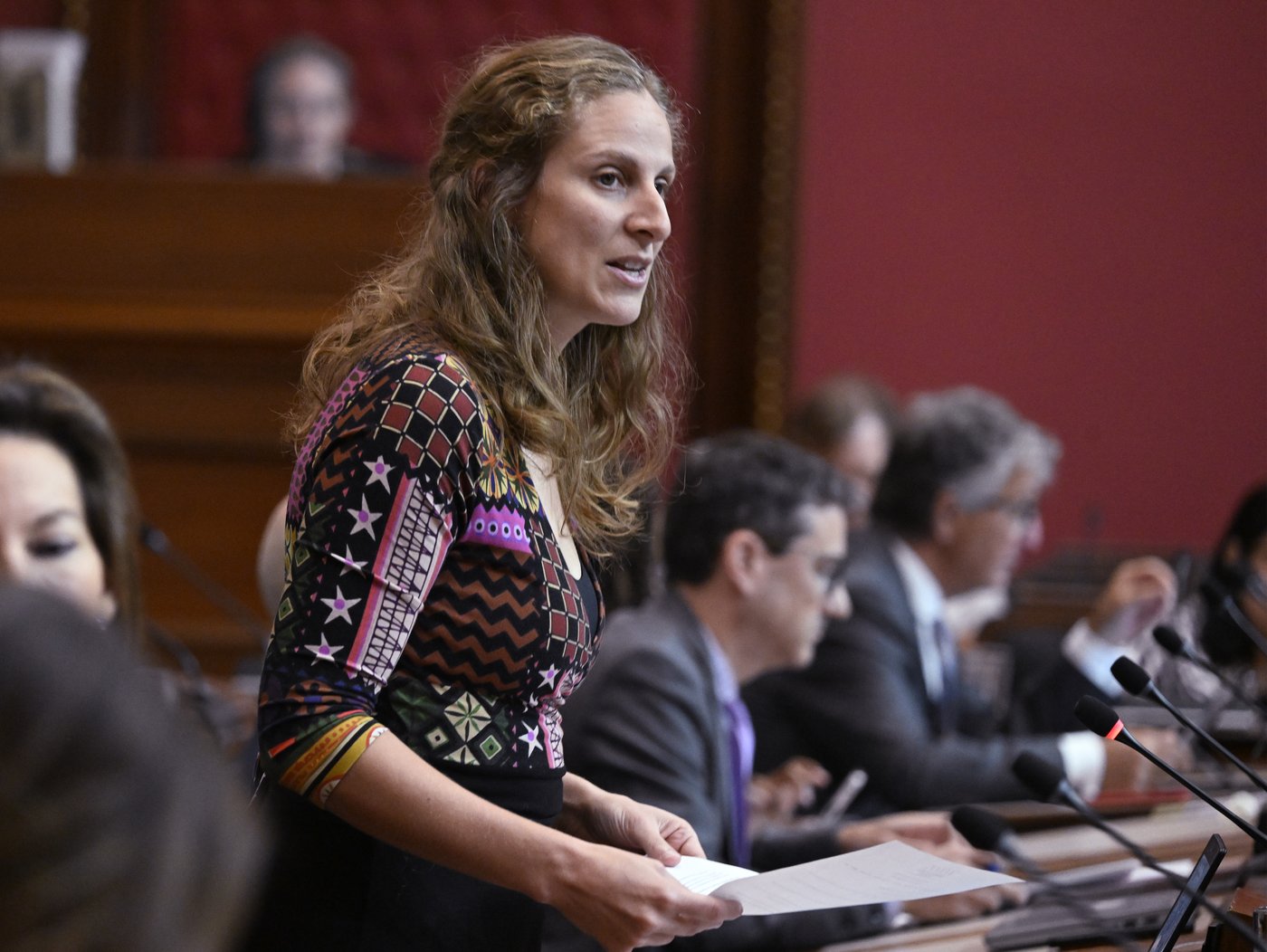 Quebec politician to close Facebook page, unable to filter hate-filled posts