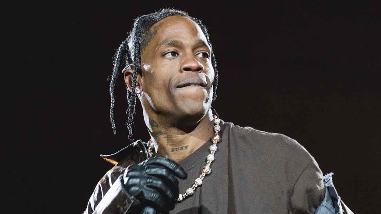 Fans furious at Travis Scott's 20-minute Istanbul debut set