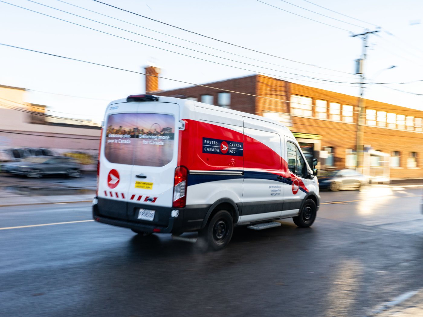 Unionized Canada Post workers to vote on deal starting July 21