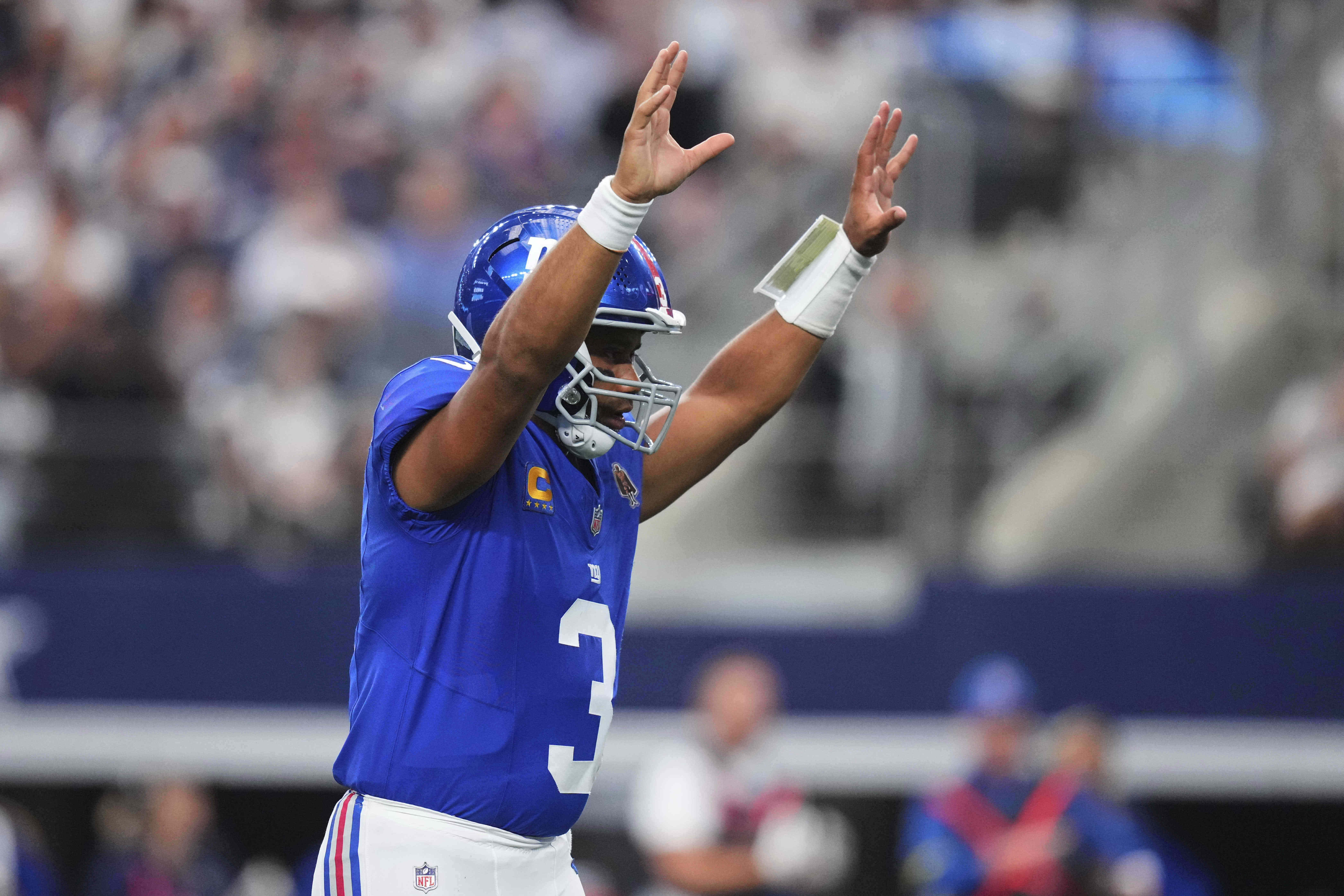 New York Giants' Russell Wilson answers 'the call,' stars in OT loss