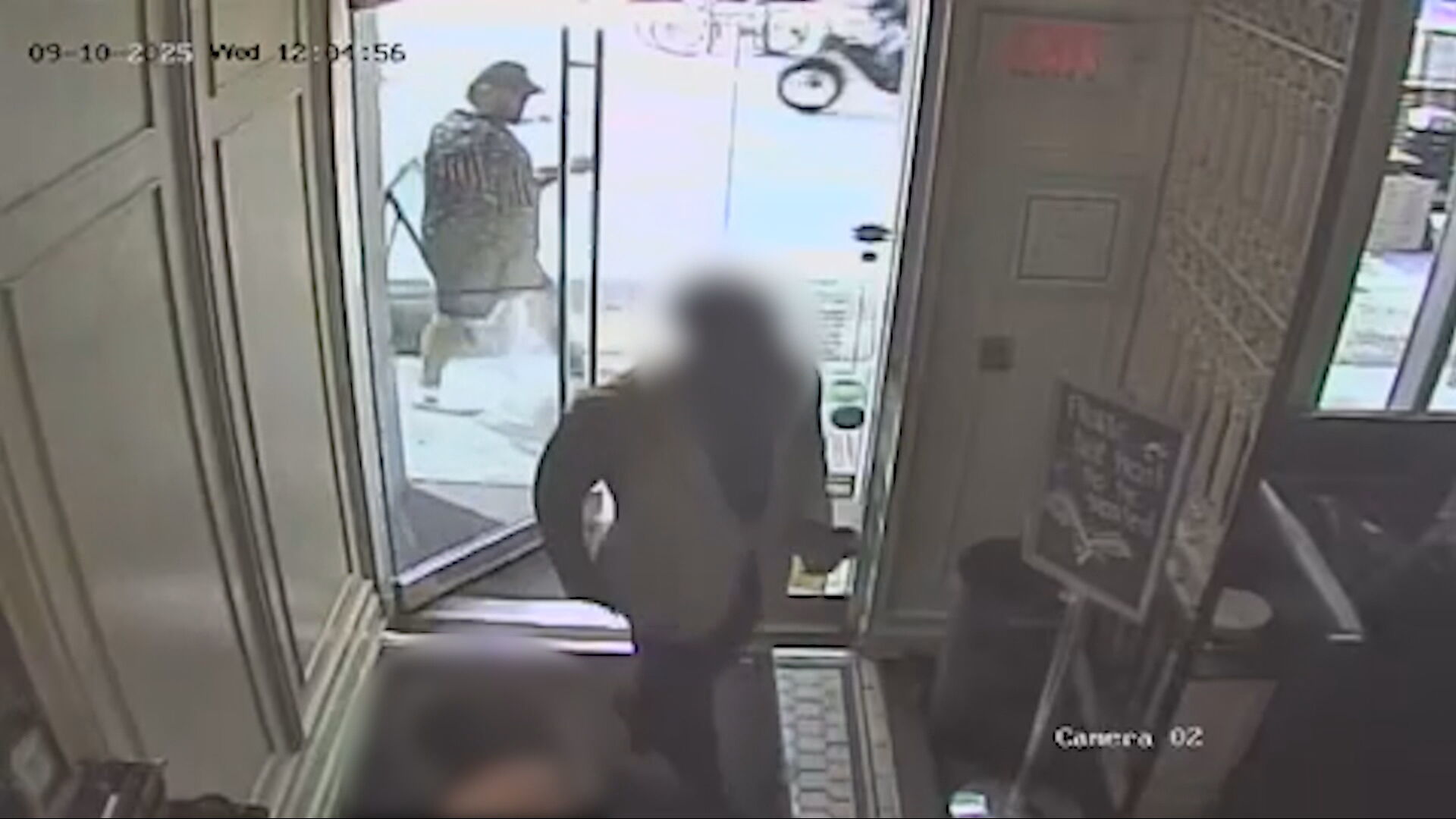 Vancouver restaurants sound alarm over alleged serial dine and dasher 