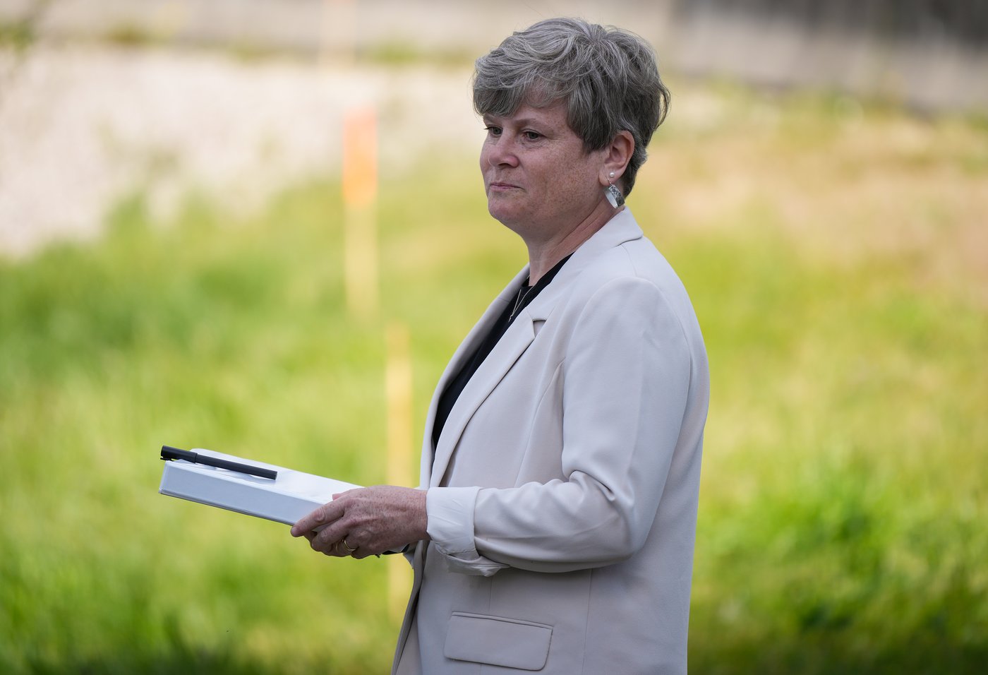 B.C. health minister praises U.S. recruitment, says 780 applications in 2 months