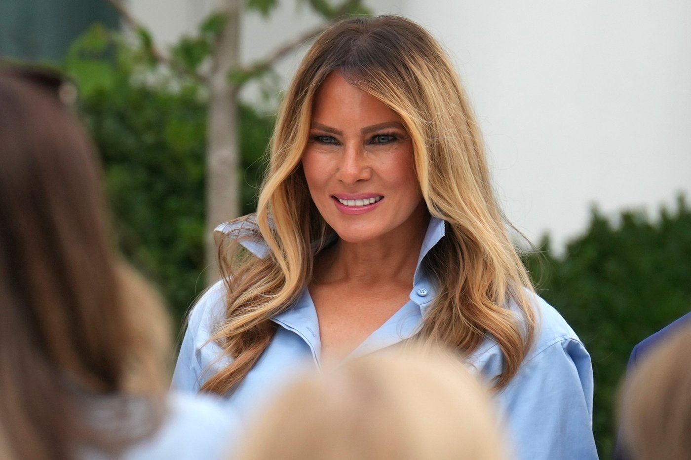 As AI debate flares, Melania Trump will tour a North Carolina school to see technology at work