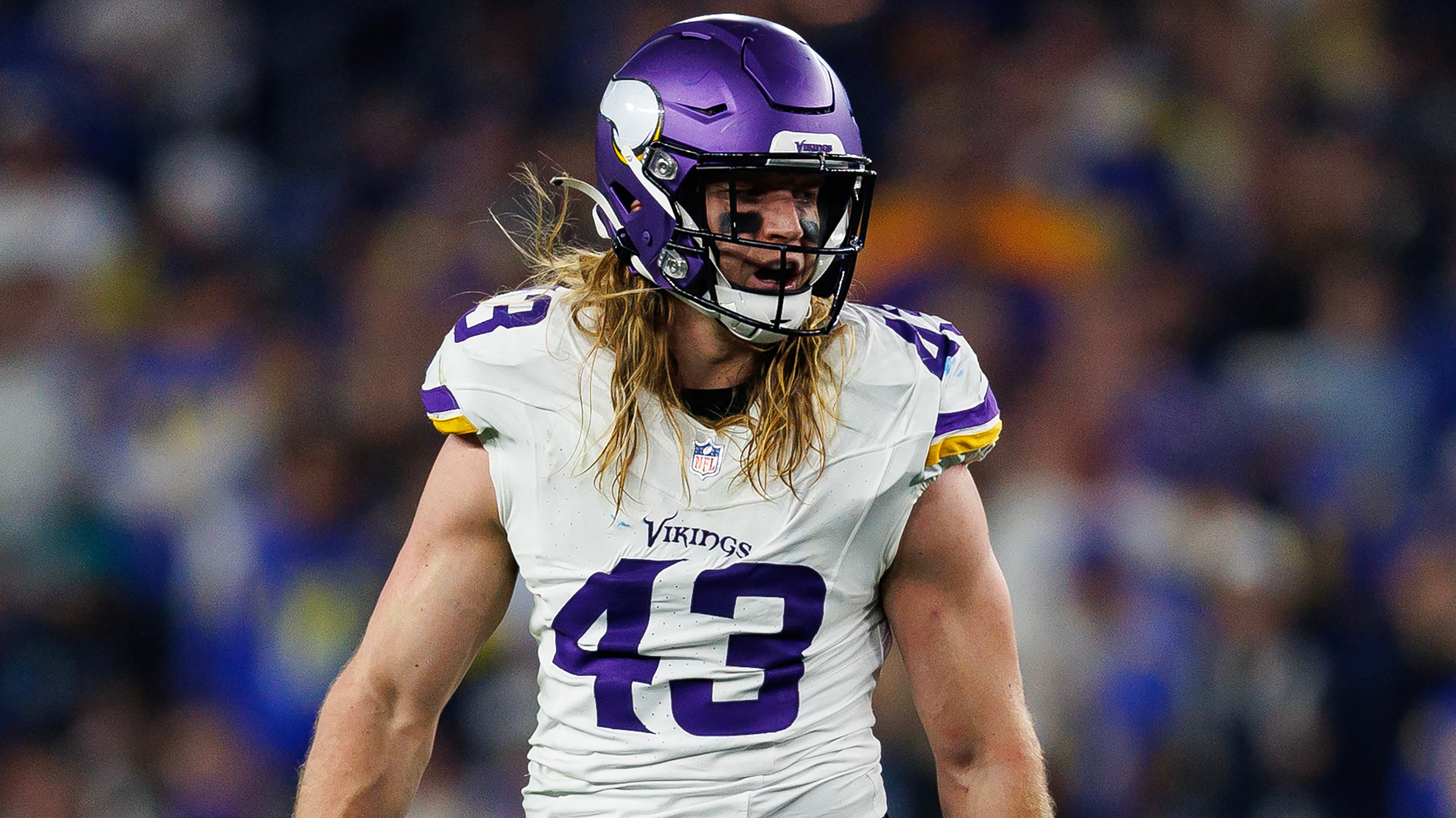 Minnesota Vikings reward Andrew Van Ginkel with one-year $23M extension