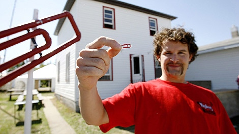 Looking back at the Montreal man who traded a red paperclip for a house in Saskatchewan