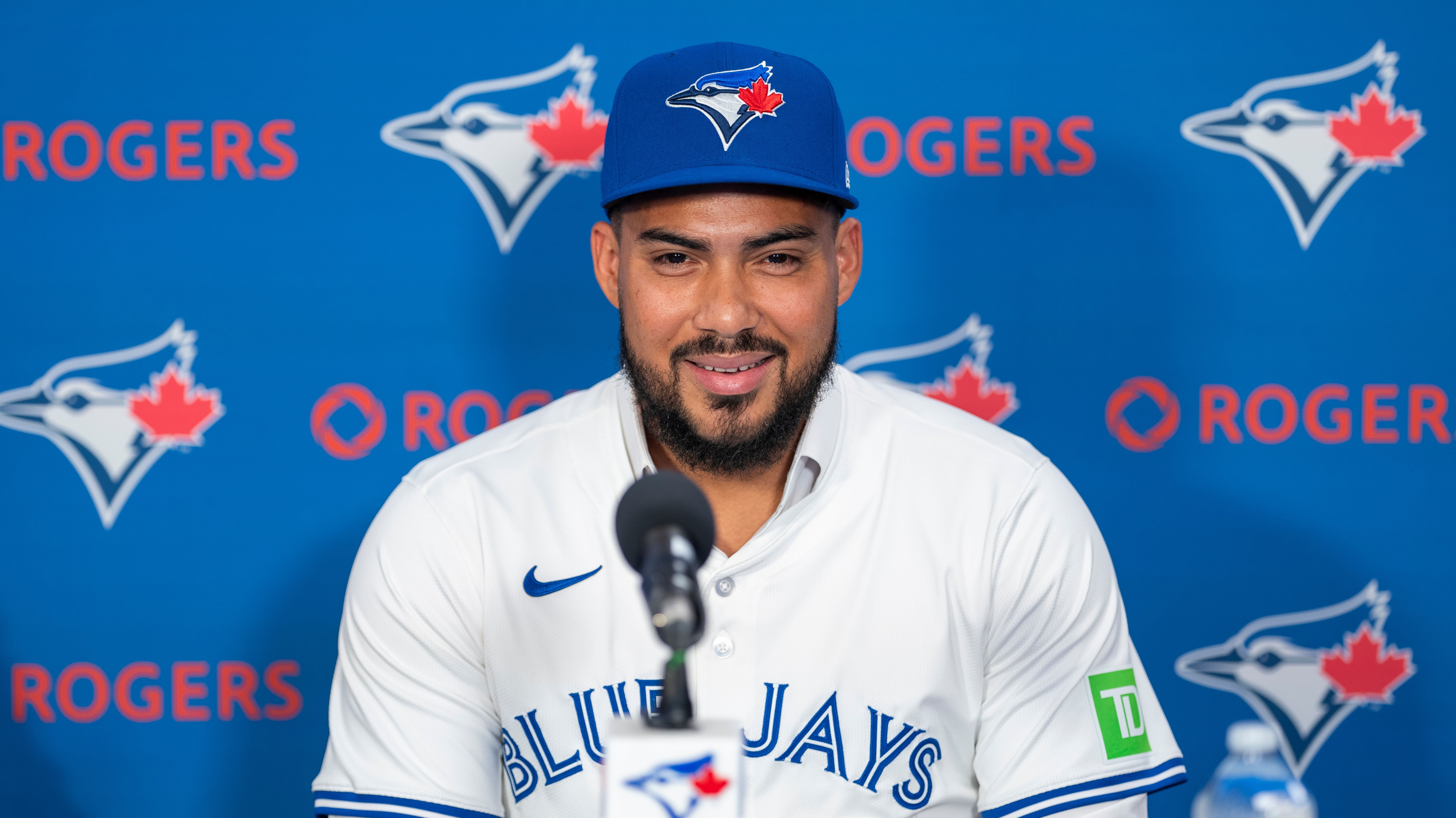 Toronto Blue Jays introduce Anthony Santander after slugger signs five-year  deal