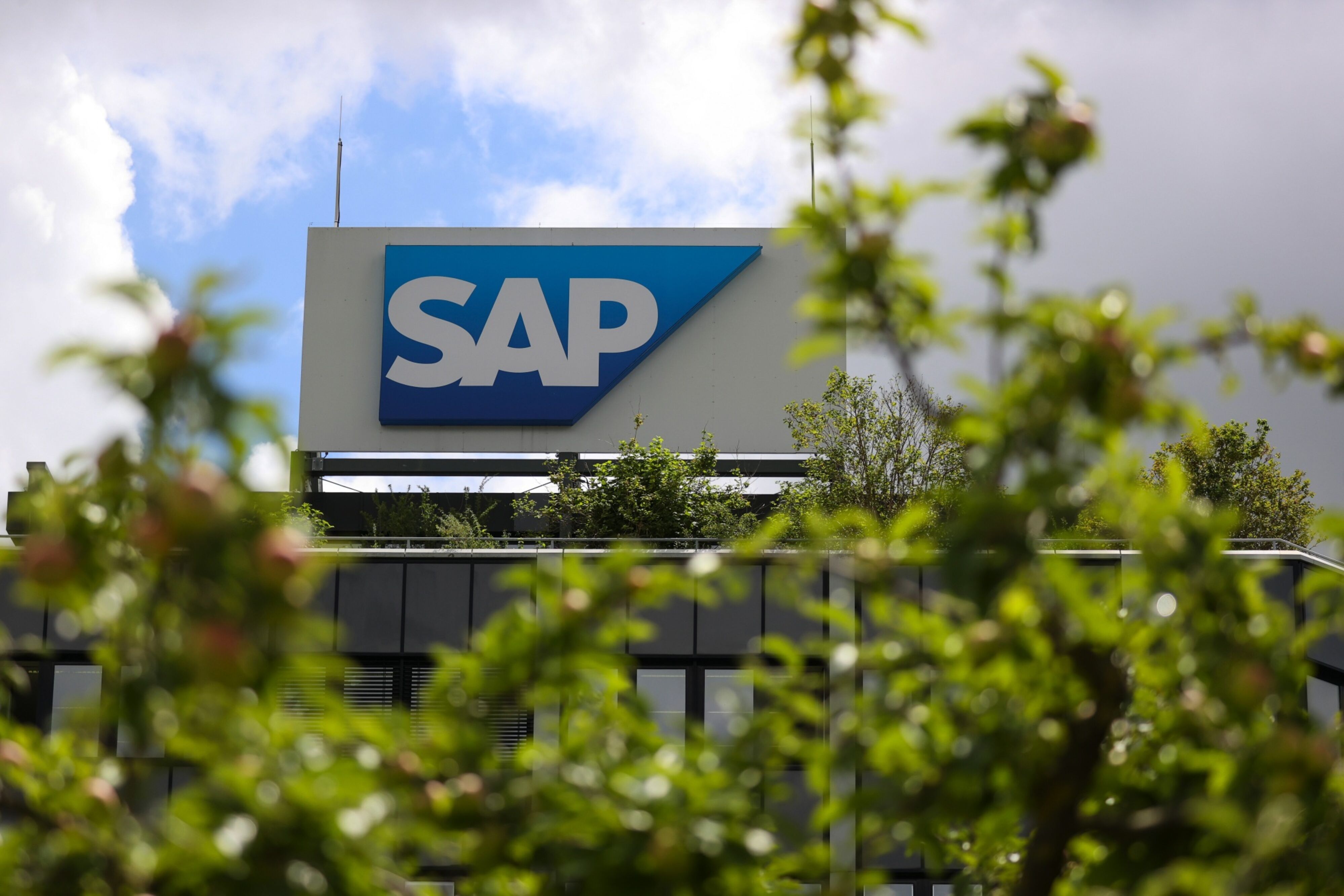 Funcionários da SAP fazem abaixo-assinado contra restrições ao home office