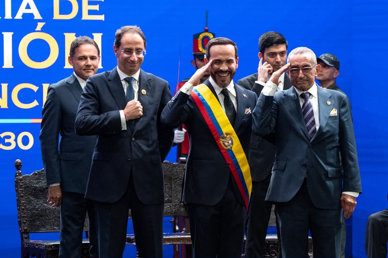 Abelardo De la Espriella tomó juramento como presidente de Colombia ante el Congreso en Cali Abelardo De la Espriella tomó juramento como presidente de Colombia ante el Congreso en Cali