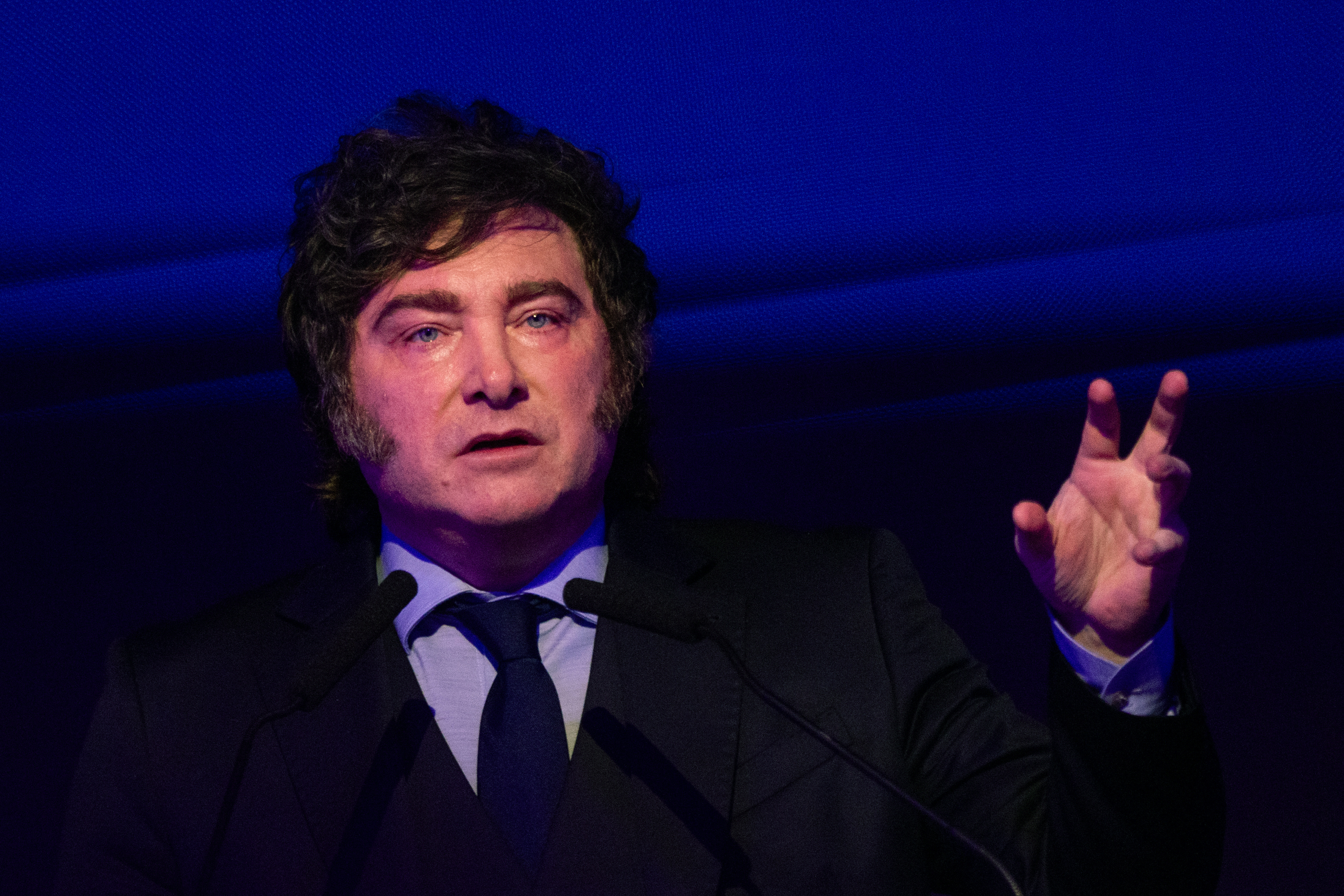AtlasIntel: Aprobación de Javier Milei anota leve mejora en encuesta clave de agosto