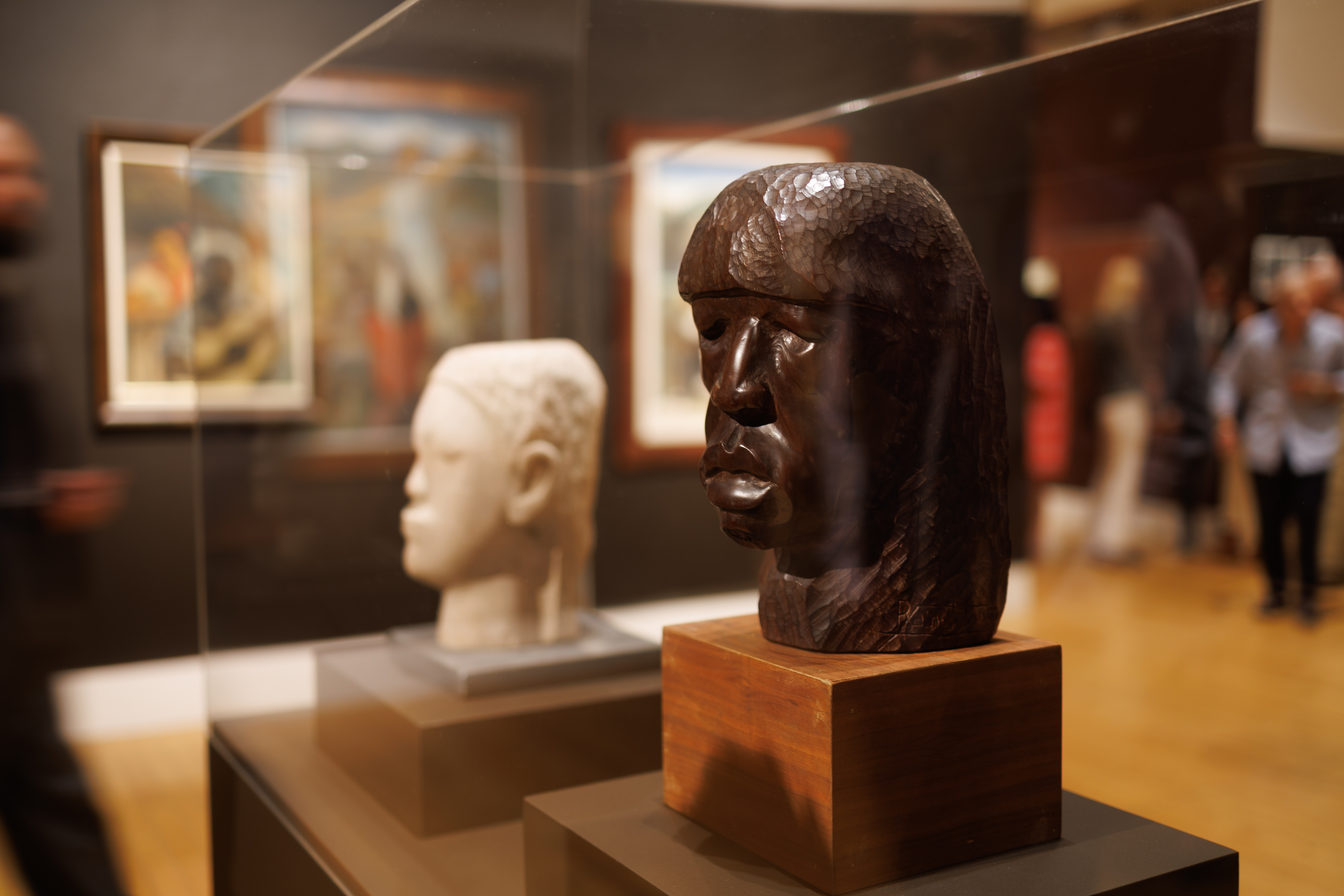 Dos exposiciones en Miami exploran la presencia africana en la historia del arte cubano